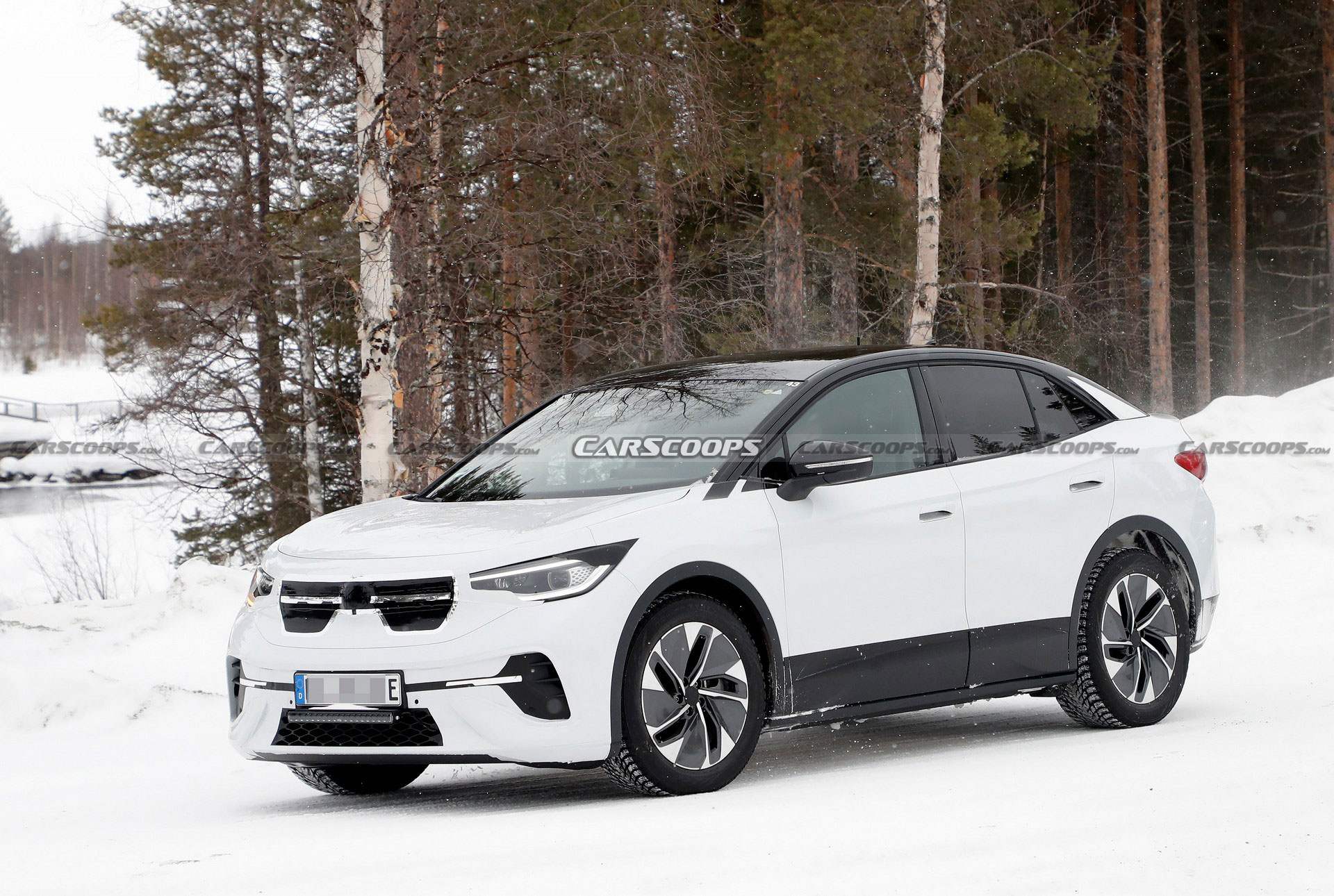 VW ID.5 Crossover Coupe Spotted Ahead Of Its Debut Later This Year