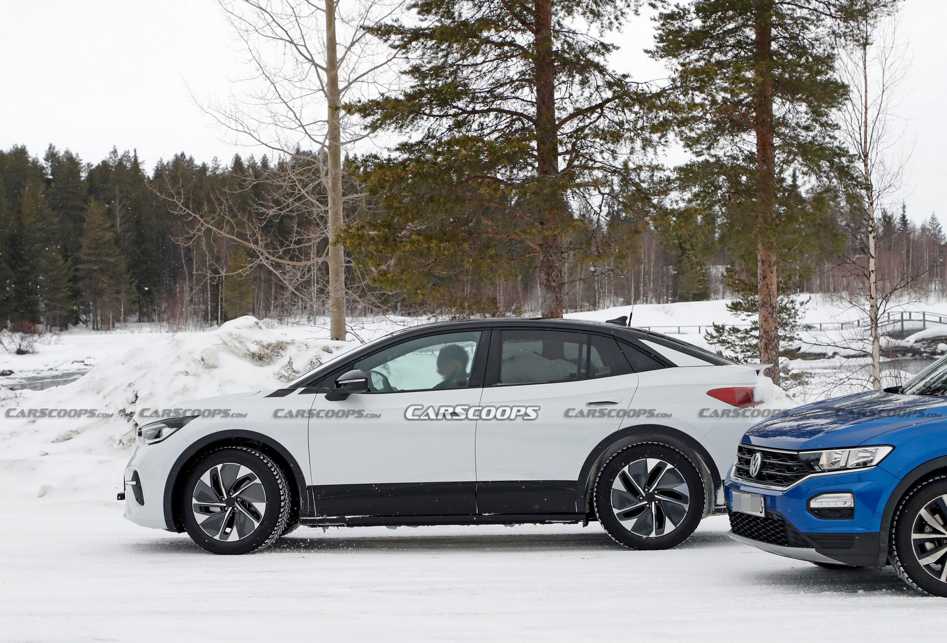 VW ID.5 Crossover Coupe Spotted Ahead Of Its Debut Later This Year