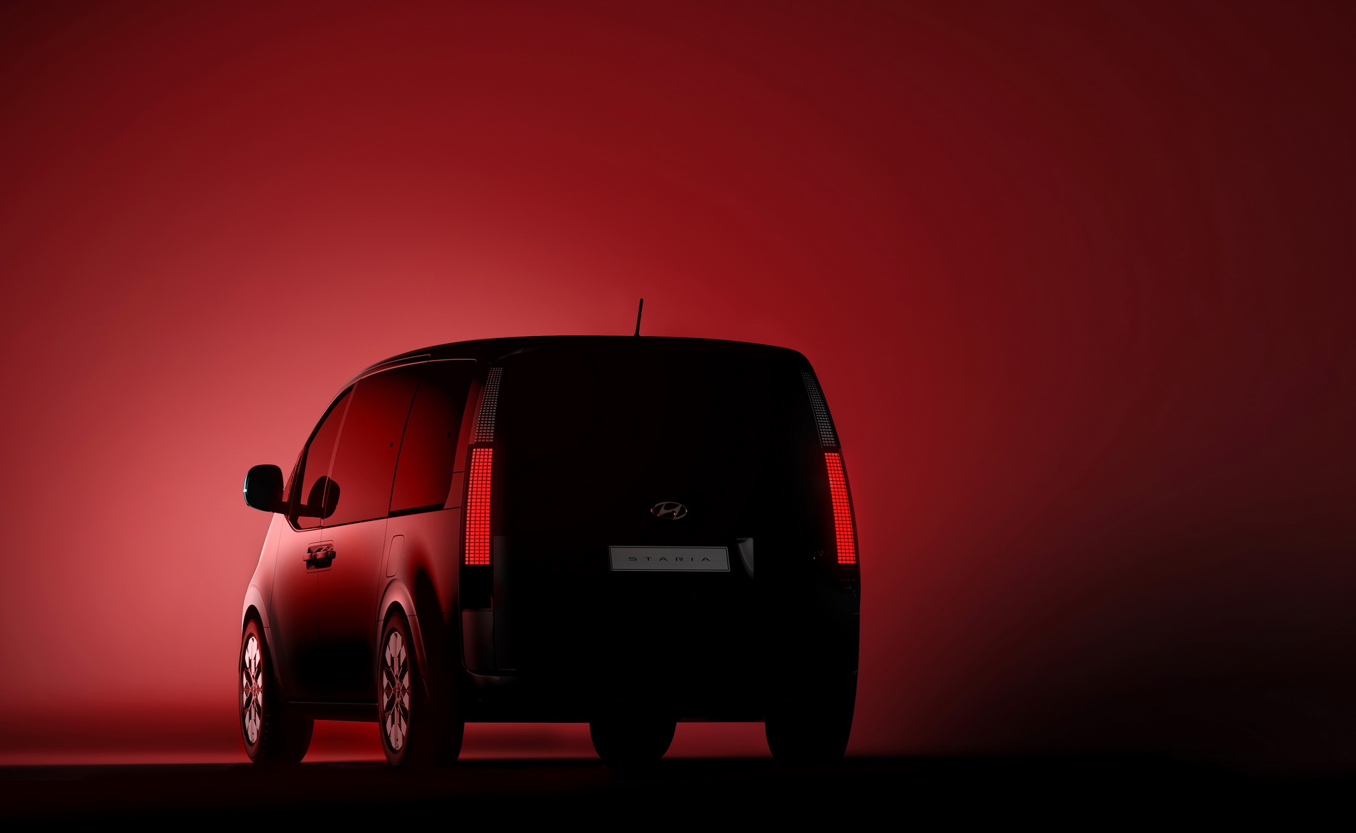 Upcoming Hyundai Staria Minivan Has A “Spaceship Vibe” And “Premium In-Car Experience”