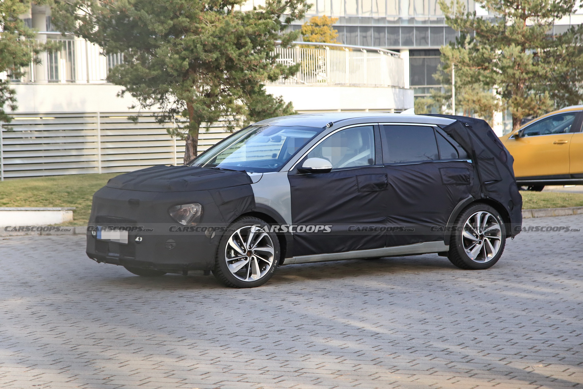 2022 Kia Niro Spied With Bold New Face, Could Debut Later This Year