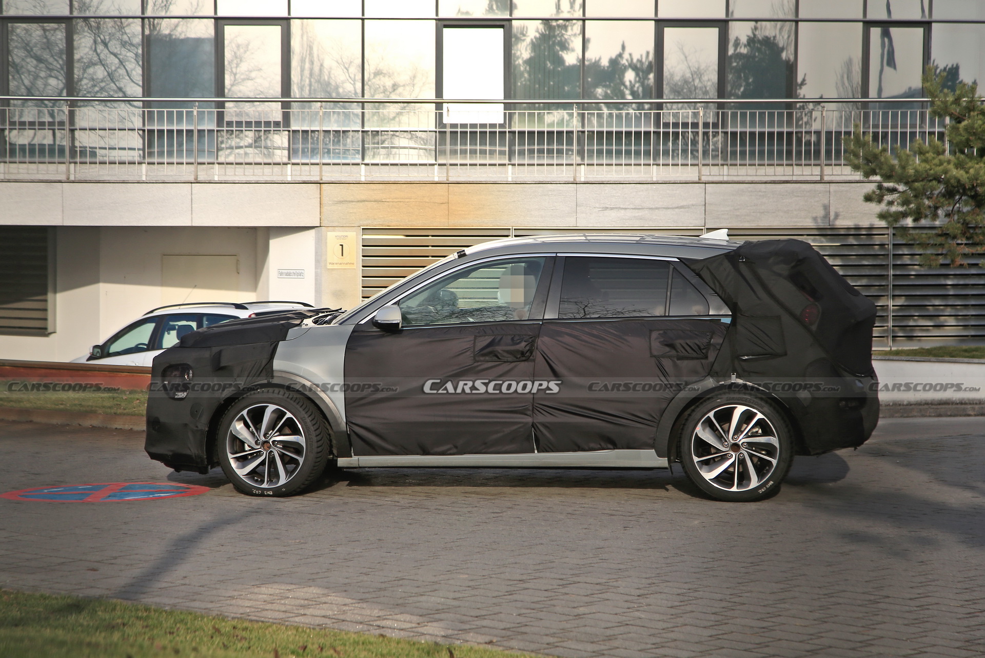 2022 Kia Niro Spied With Bold New Face, Could Debut Later This Year