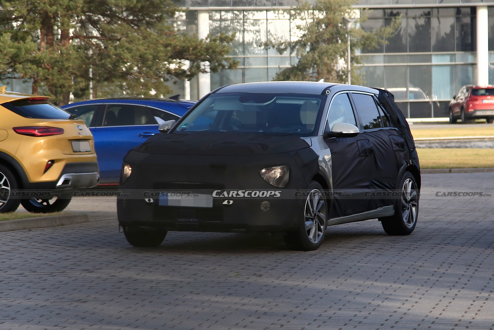 2022 Kia Niro Spied With Bold New Face, Could Debut Later This Year