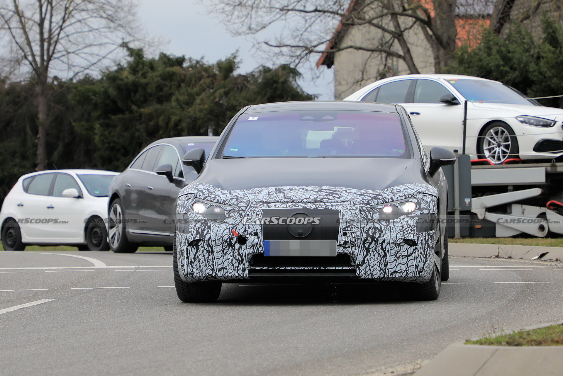 2022 Mercedes-Benz EQS Drops More Camo, Unveiling Date Is Two Weeks Away