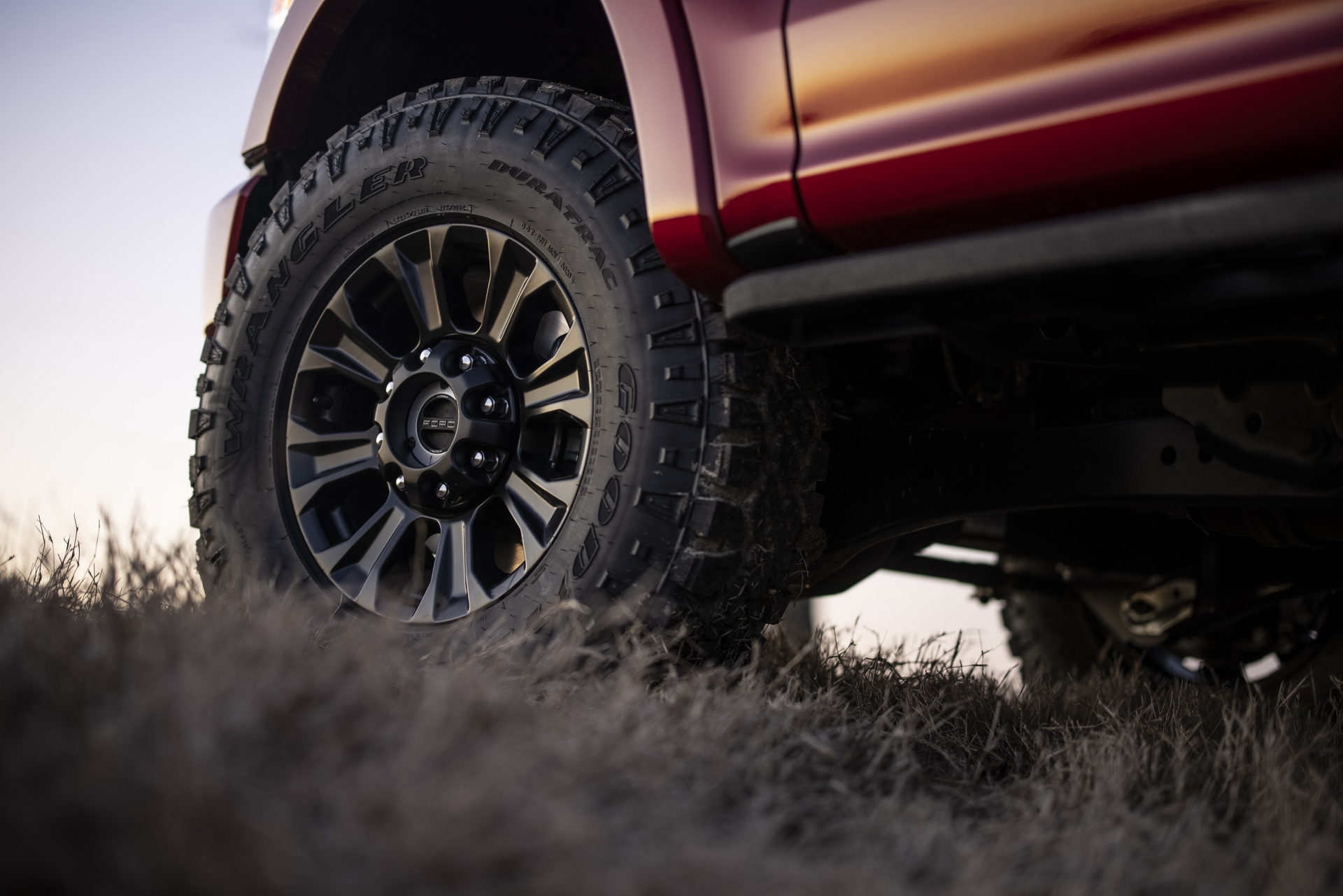 2022 Ford Super Duty Revealed With Less Chrome, New 12-Inch Infotainment System