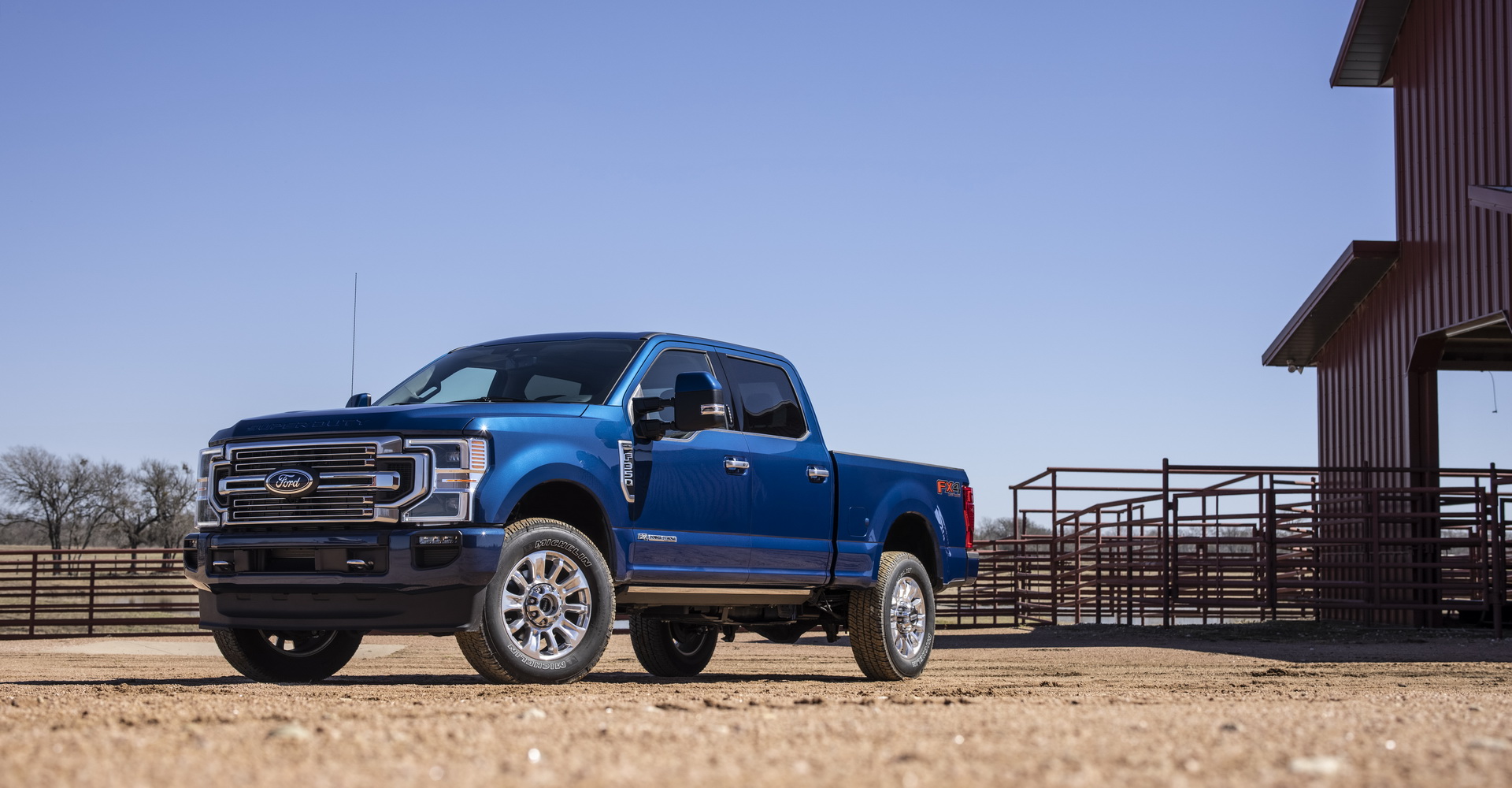 2022 Ford Super Duty Revealed With Less Chrome, New 12-Inch Infotainment System