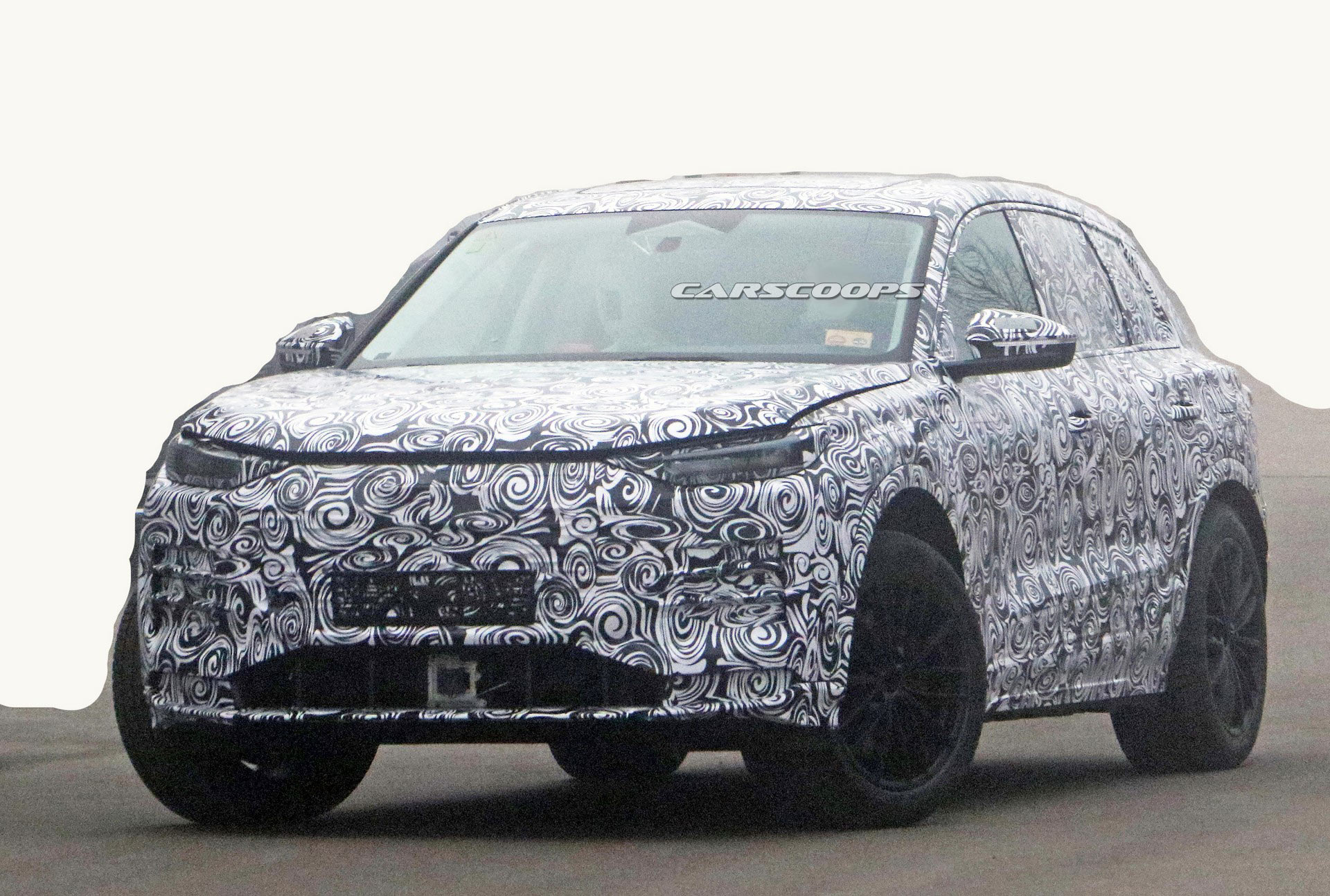 Audi Q5 E-Tron Spied, Could Arrive As Early As Next Year