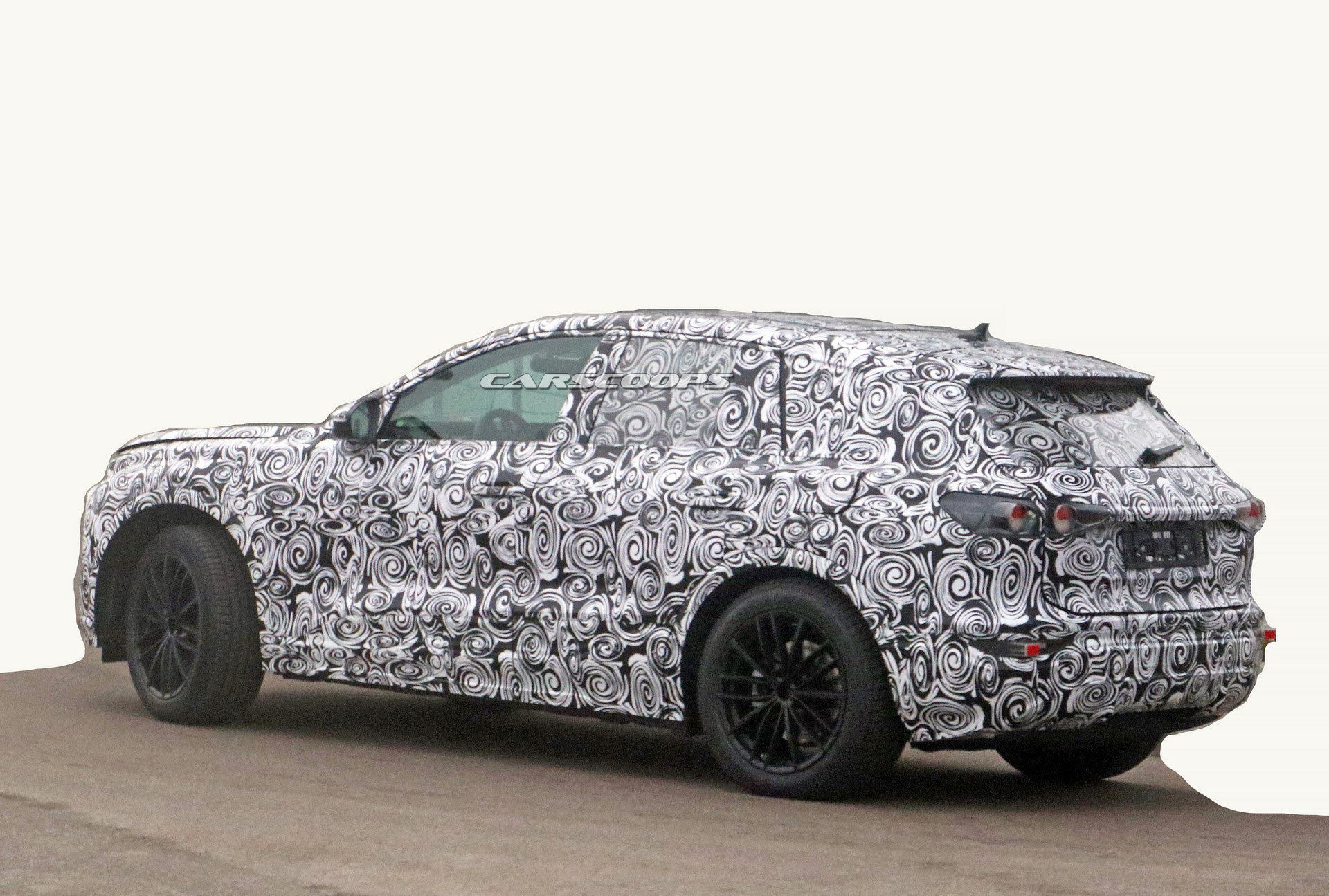 Audi Q5 E-Tron Spied, Could Arrive As Early As Next Year