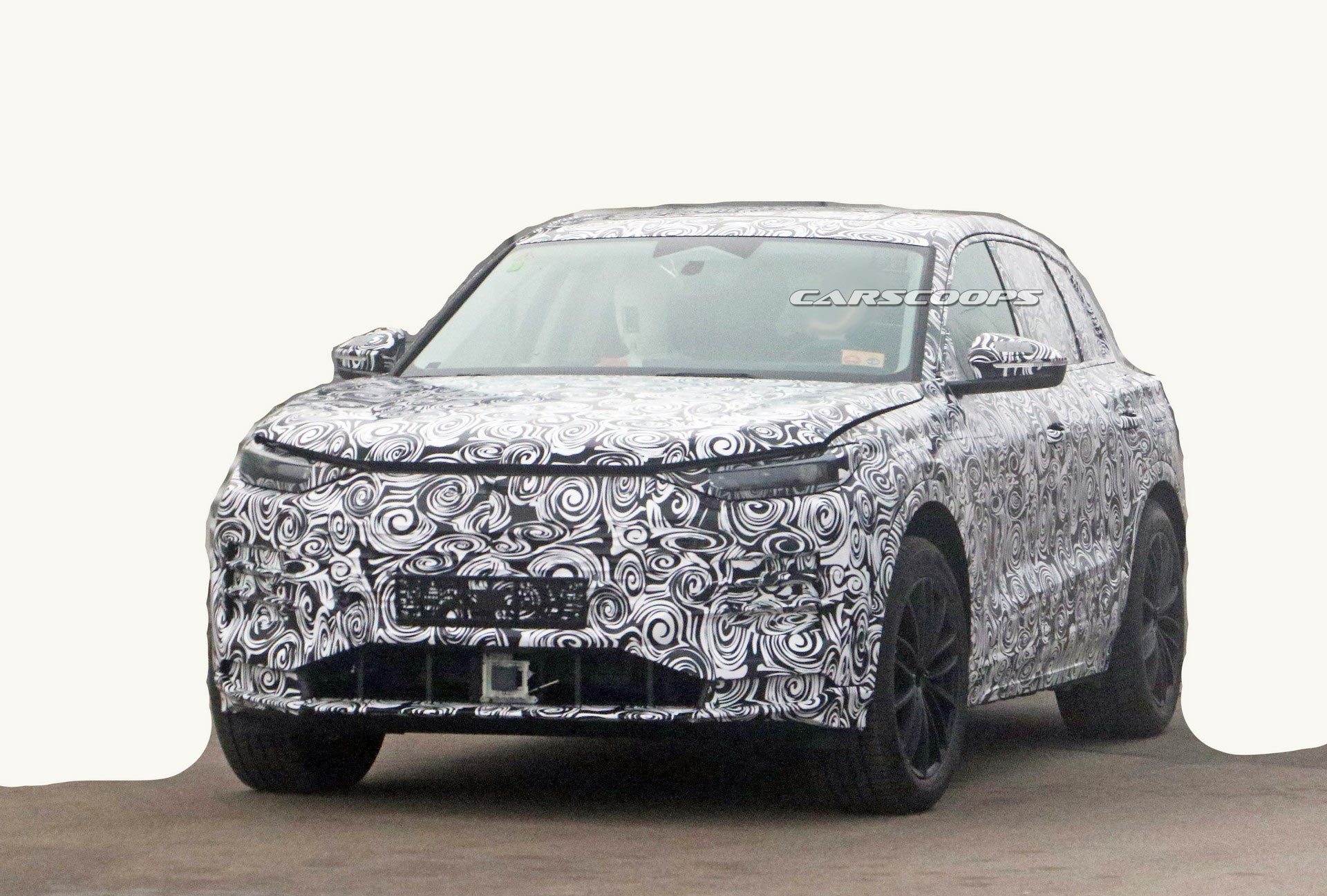 Audi Q5 E-Tron Spied, Could Arrive As Early As Next Year