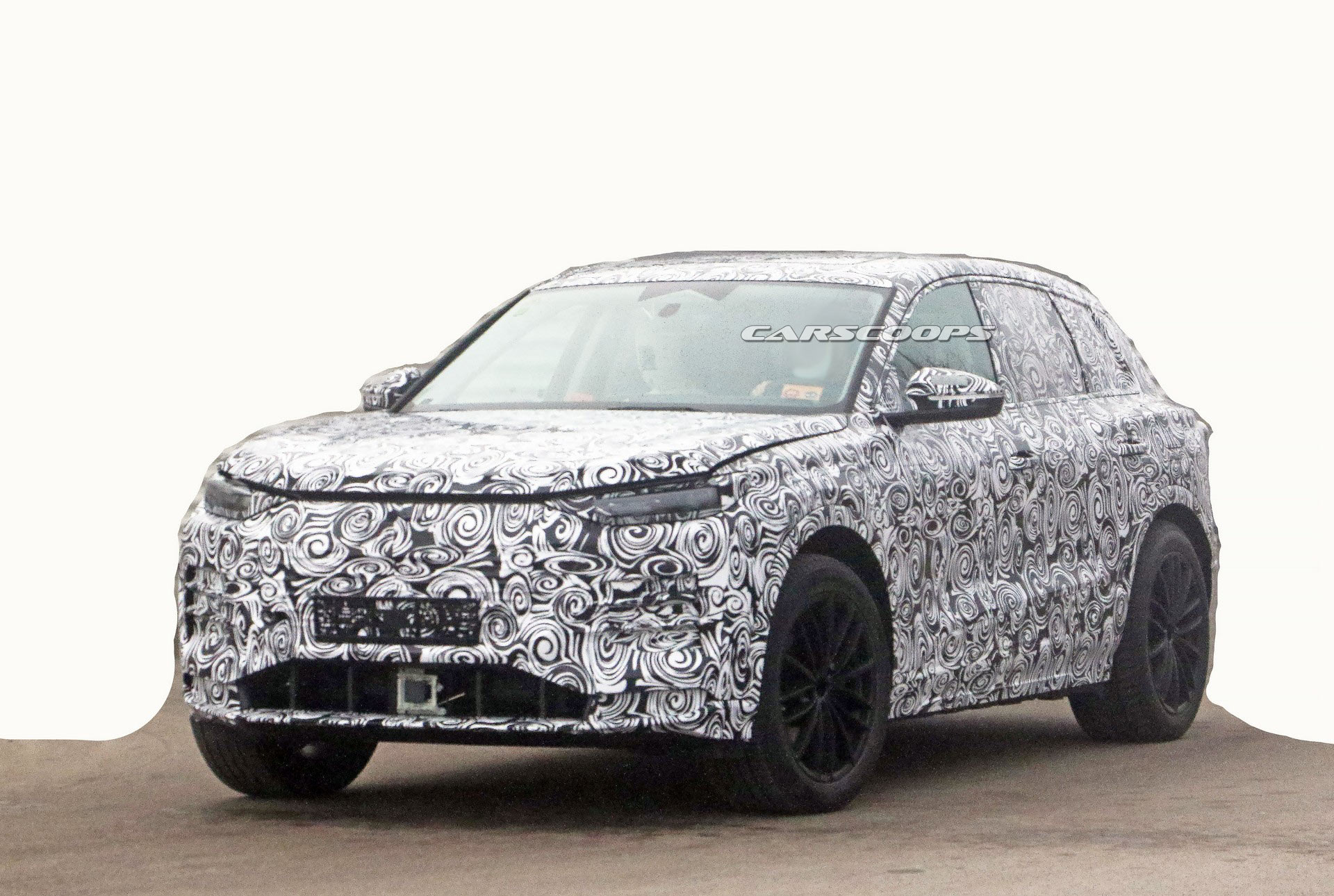 Audi Q5 E-Tron Spied, Could Arrive As Early As Next Year