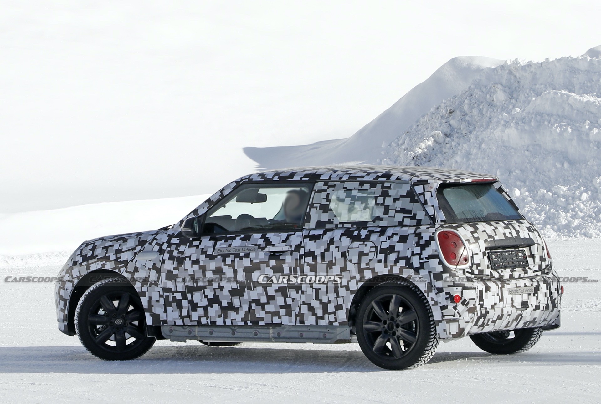 Next Generation MINI EV Spied In Early Prototype Form Ahead Of A 2023 Launch