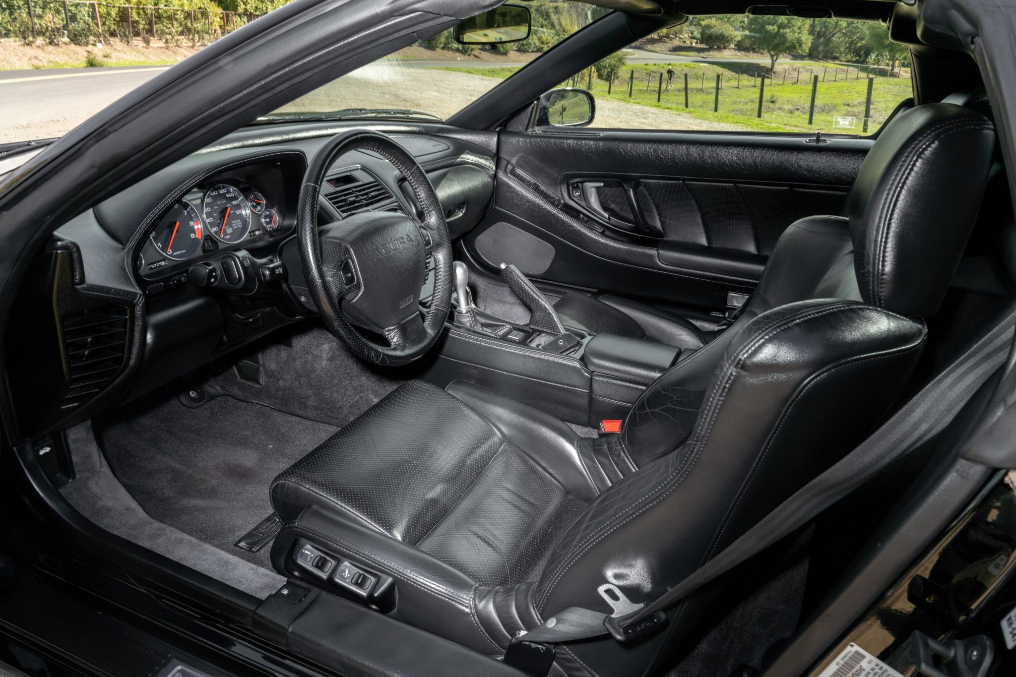 Enjoy The Thrill Of Driving With This 2002 Acura NSX-T