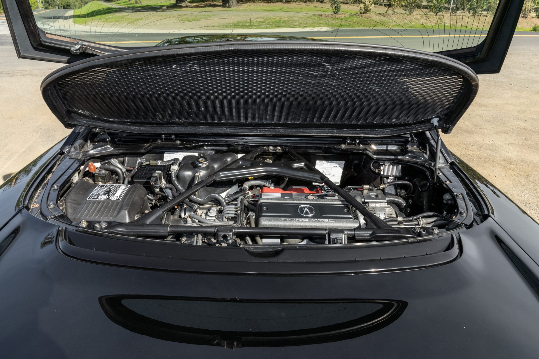 Enjoy The Thrill Of Driving With This 2002 Acura NSX-T