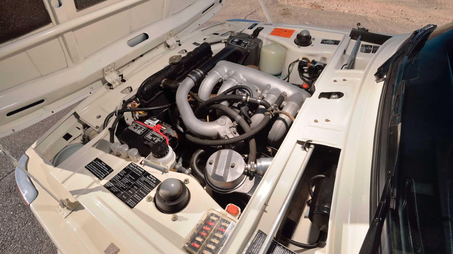 Does This 47-Year-Old BMW 2002 Turbo Have The Best Decals Ever?