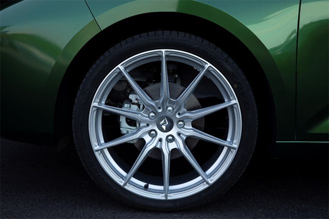 GM China’s Baojun RC-5W Compact Wagon Gets A Roof-Mounted Pop-Up Tent