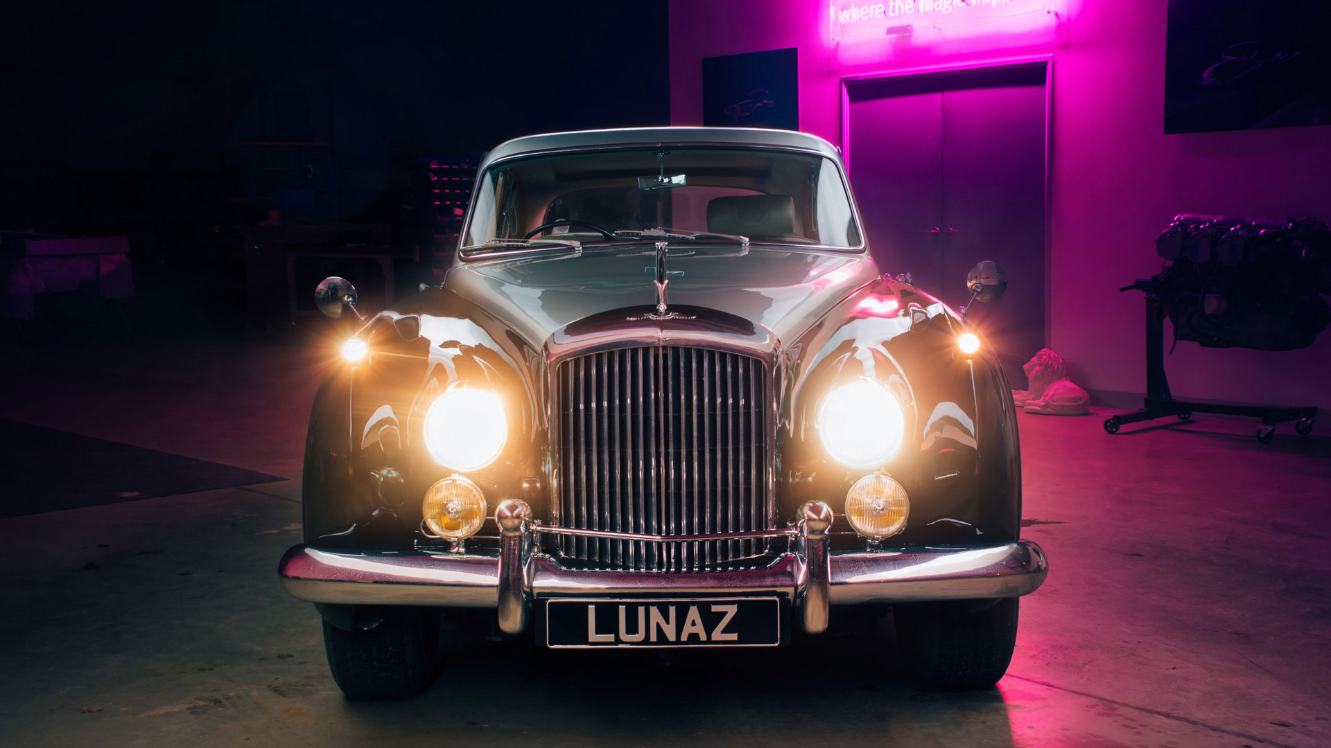Lunaz Adds $490k Bentley S3 Continental Flying Spur To Its Classic EV Range
