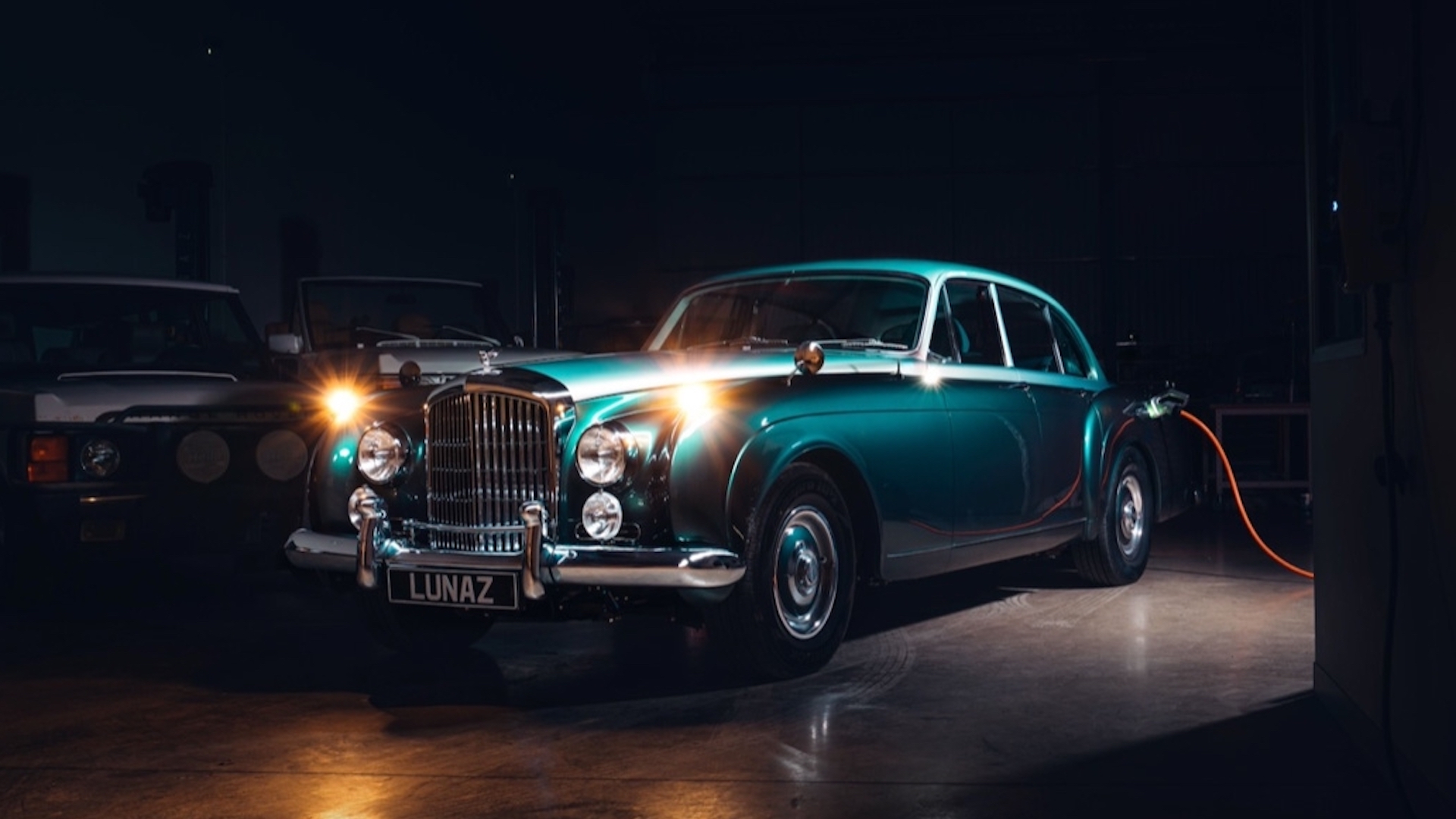 Lunaz Adds $490k Bentley S3 Continental Flying Spur To Its Classic EV Range