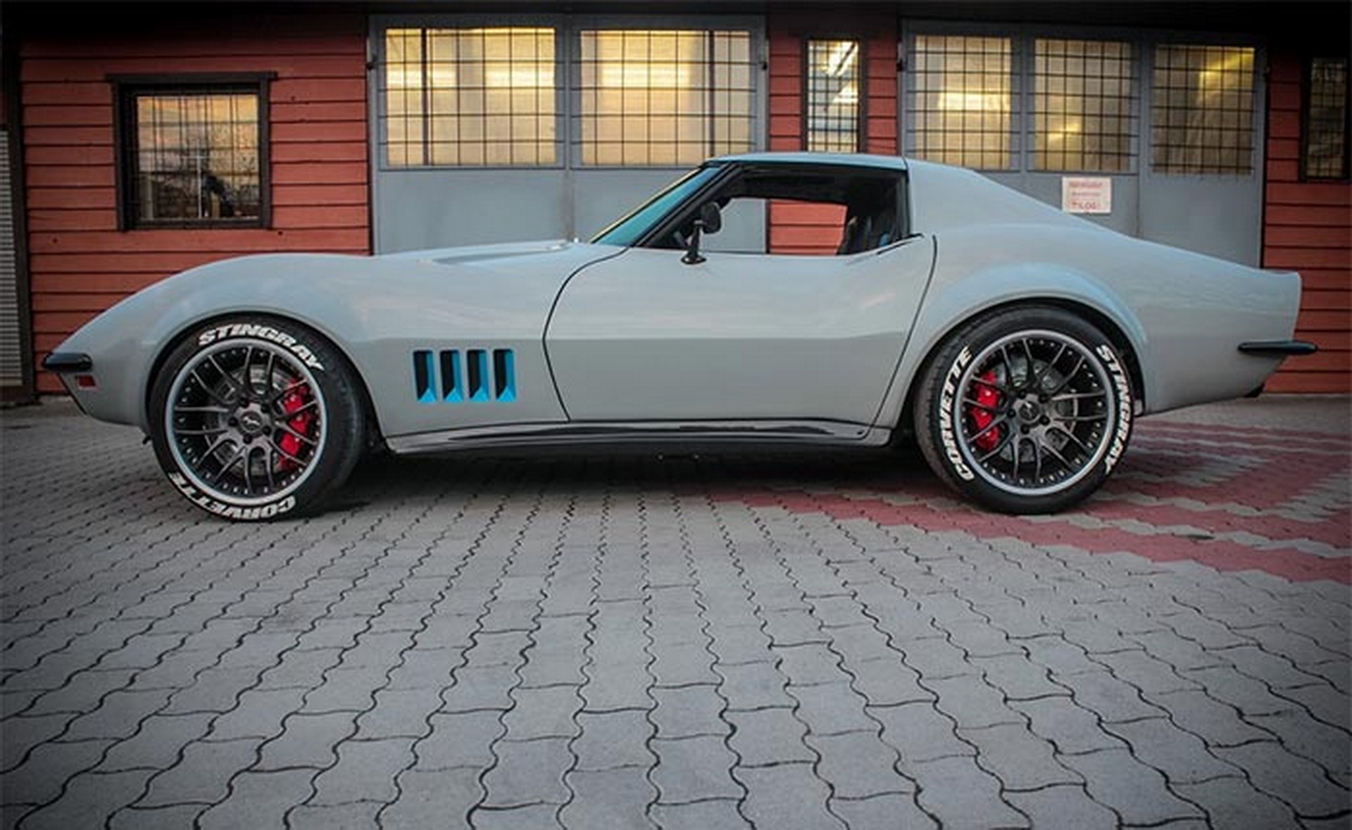 This C6 Corvette With A C3 Body Is The Perfect Combination Of Old And New