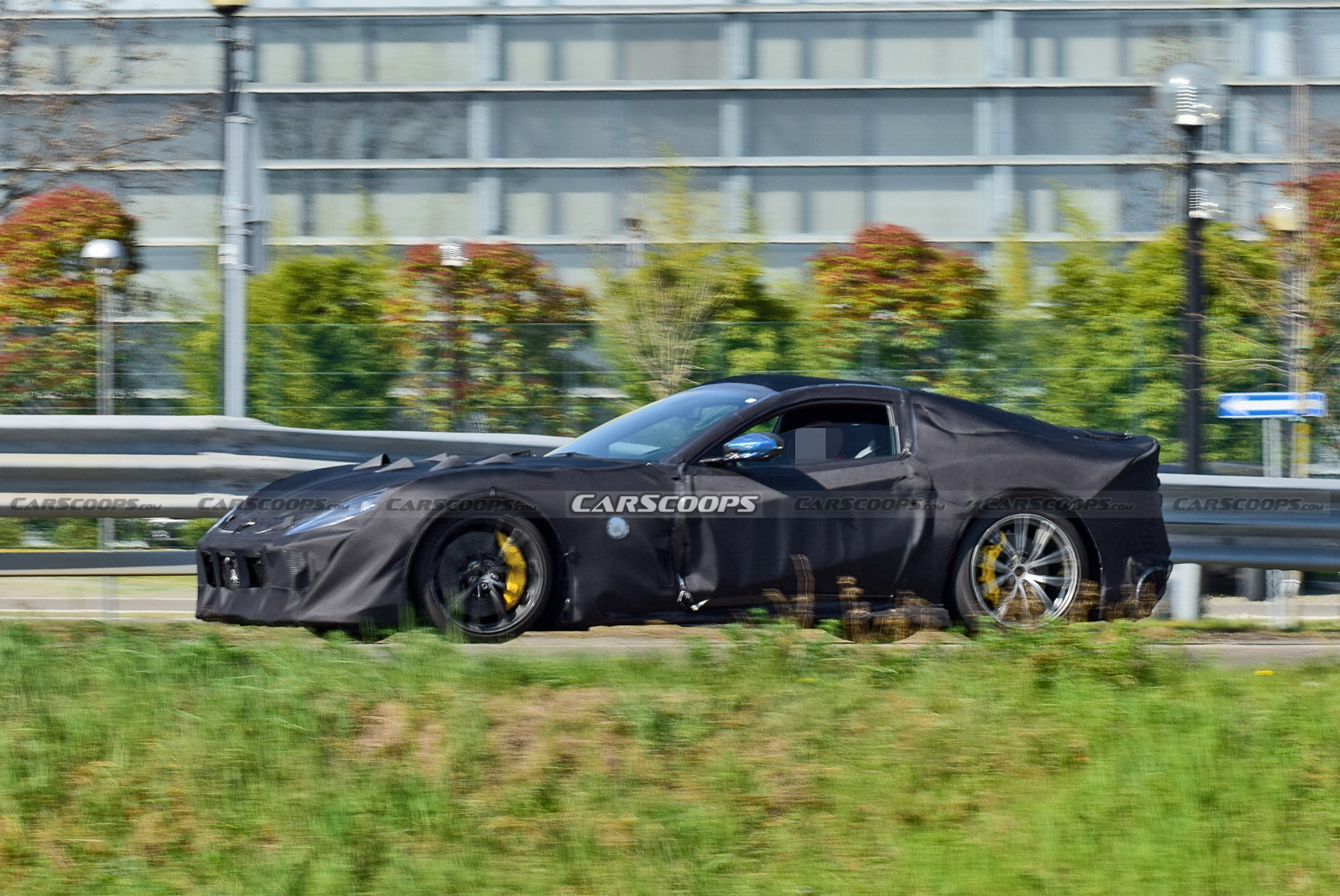 2022 Ferrari 812 ‘Versione Speciale’ Spotted Trying To Hide Under Dizzying Graphics
