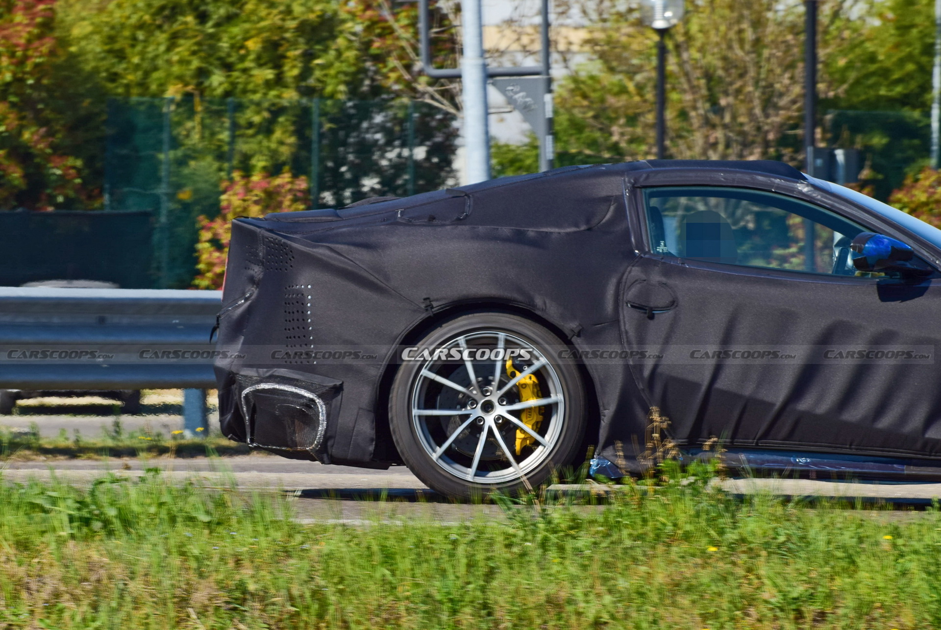 2022 Ferrari 812 ‘Versione Speciale’ Spotted Trying To Hide Under Dizzying Graphics