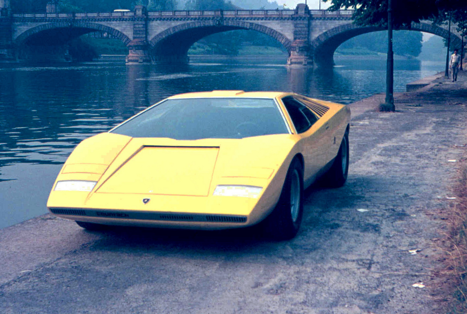 Lamborghini Built A New 1971 Countach LP500 Prototype From Scratch For A Collector