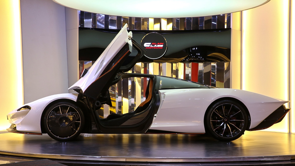 Care For A Freshly-Delivered McLaren Speedtail With A Wood Grain Steering Wheel?