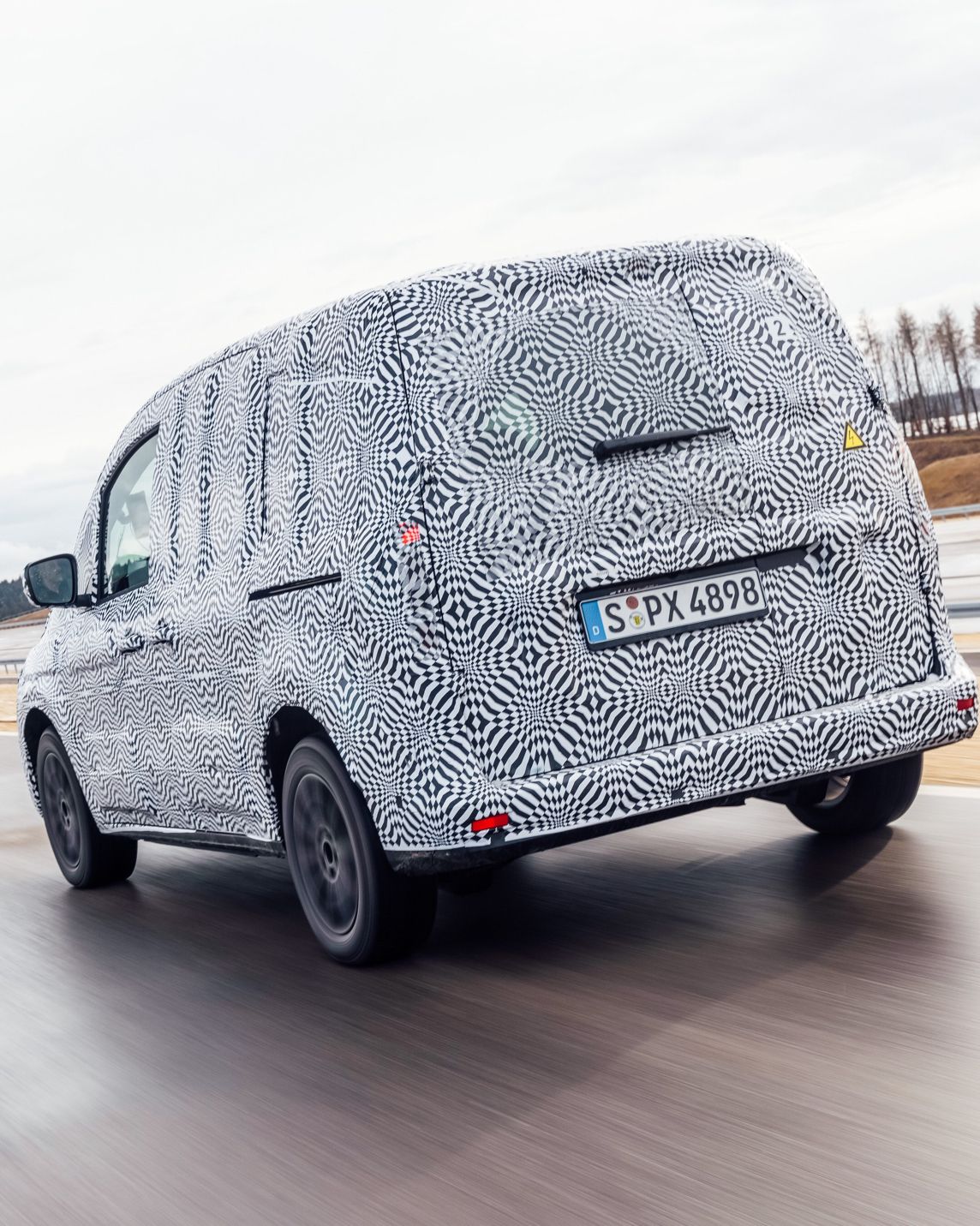Mercedes-Benz Previews All-Electric eCitan Minivan