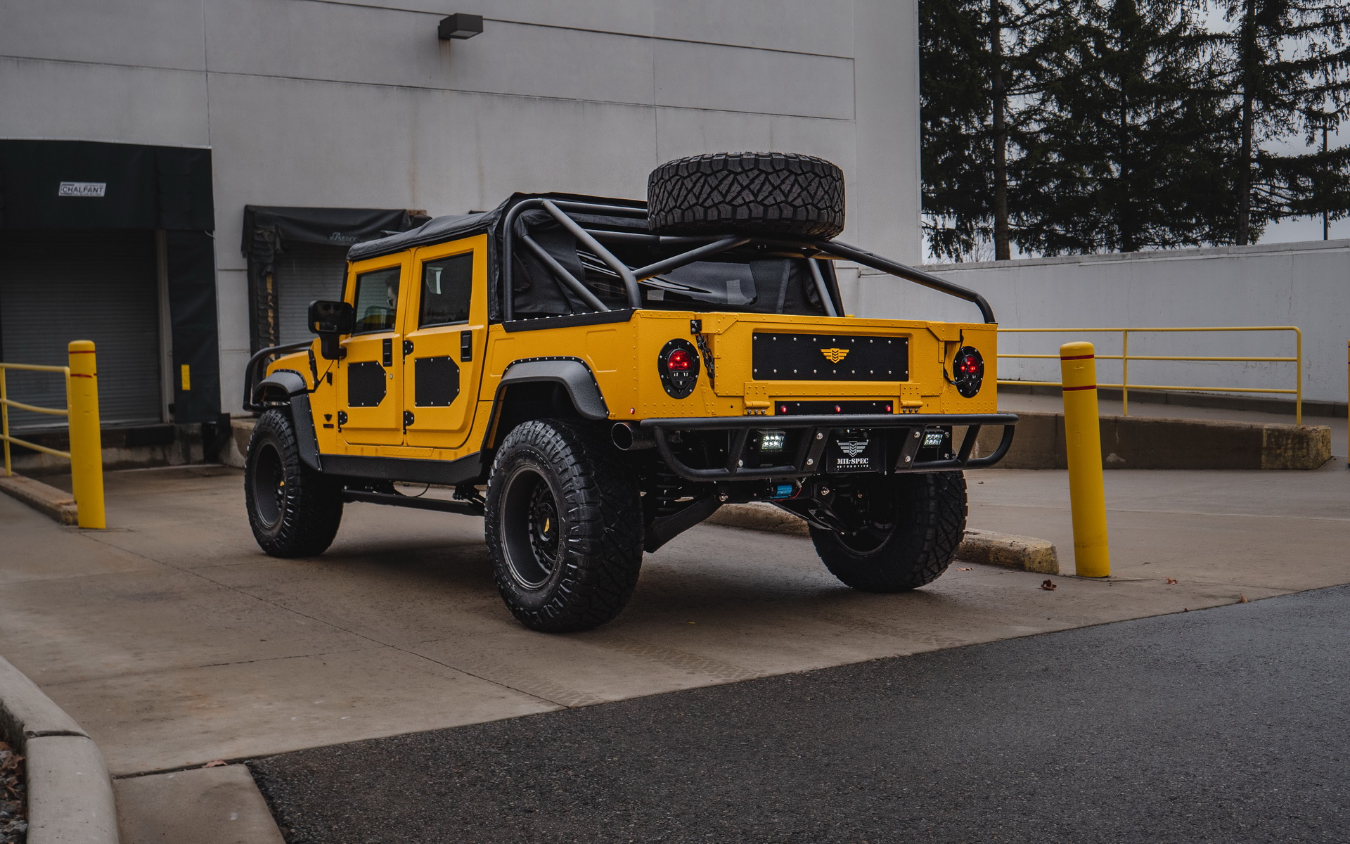 Mil-Spec’s First Hummer M1-R Is A Bright Yellow 800 HP Supertruck With A $400k Price Tag