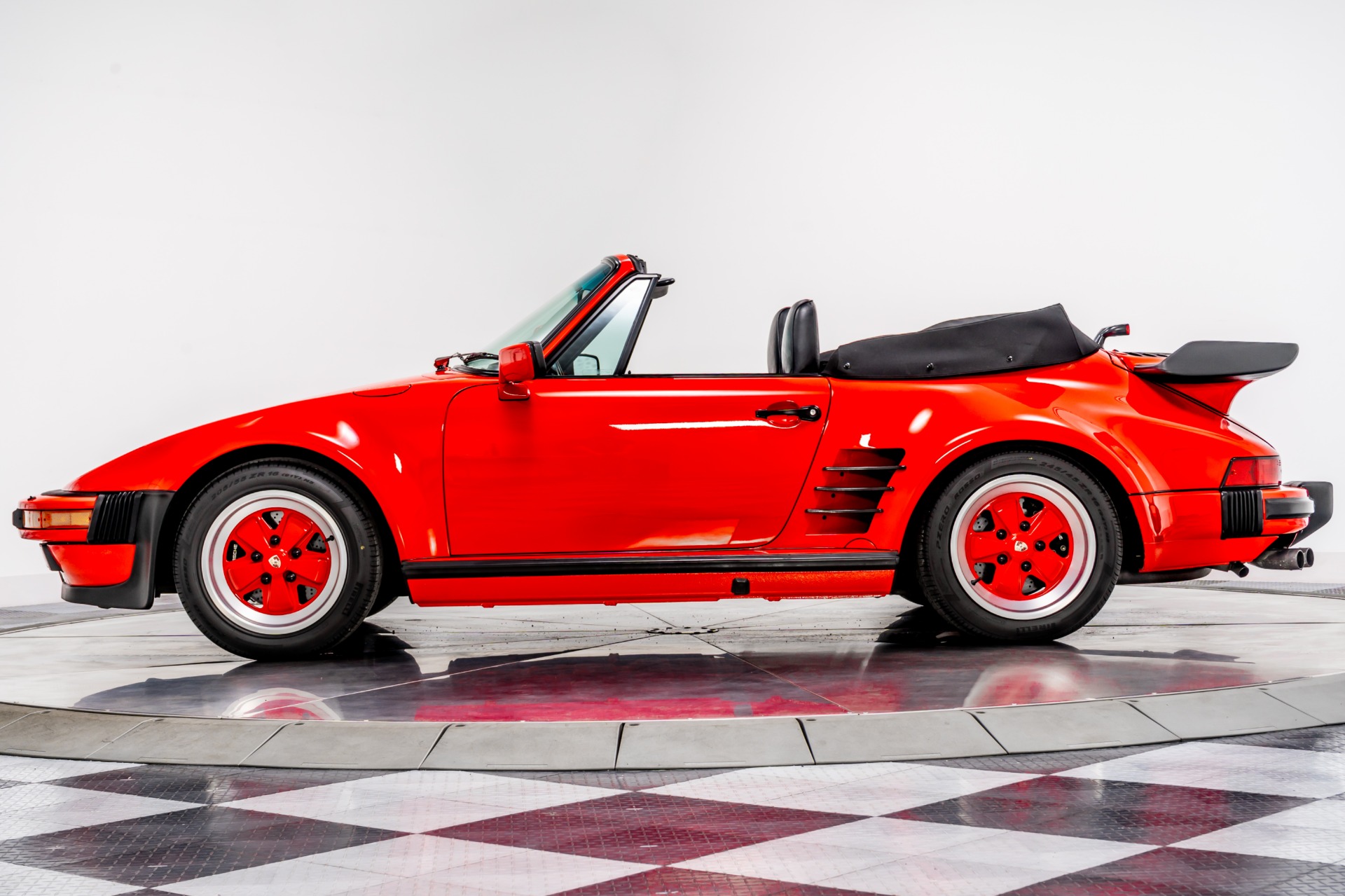 For $400K, You Could Get Two New 911 Turbo Ss – Or This 1988 Slantnose 911 Turbo
