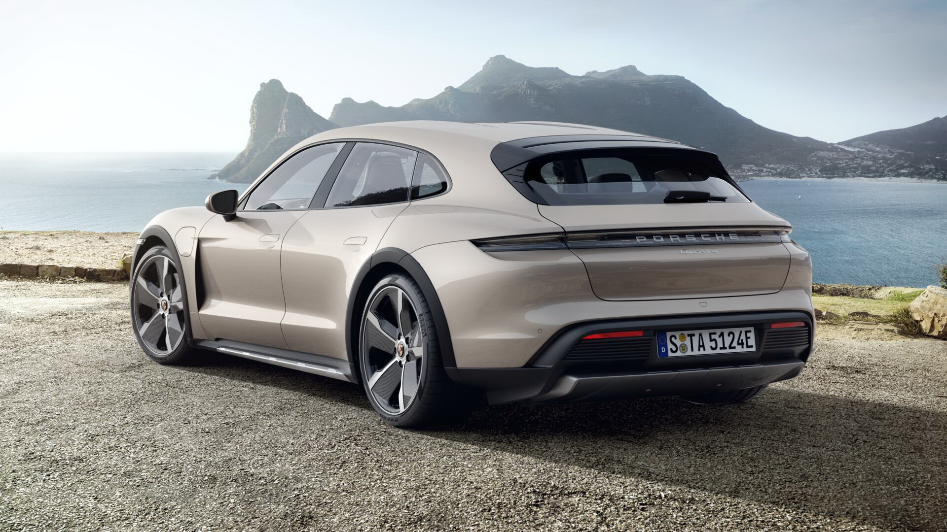 This Is What A Loaded $272,229 Taycan Cross Turismo Looks Like With Porsche’s Configurator