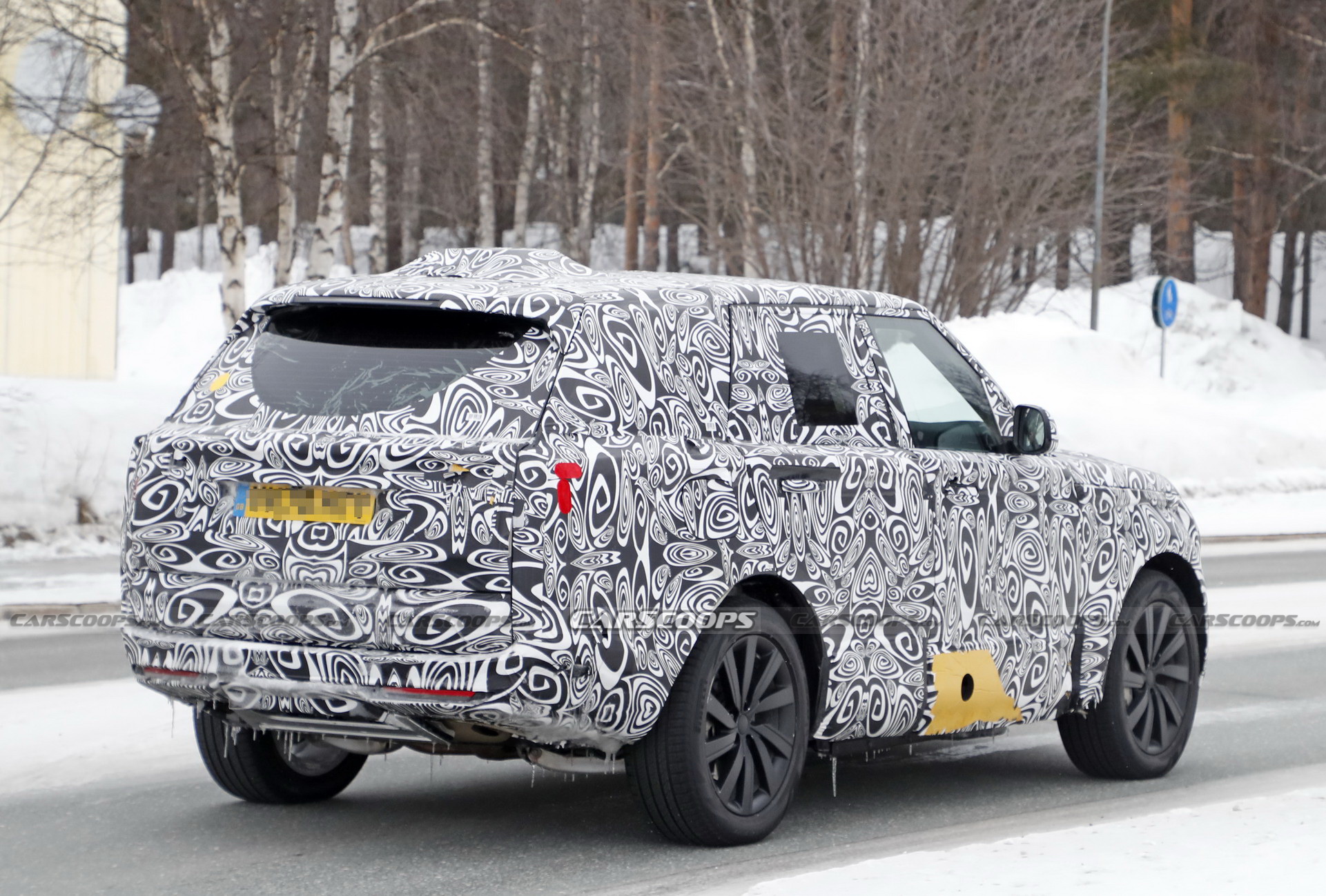2022 Range Rover Coming To Dominate The Full-Size Luxury SUV Class In Both Regular And PHEV Variants