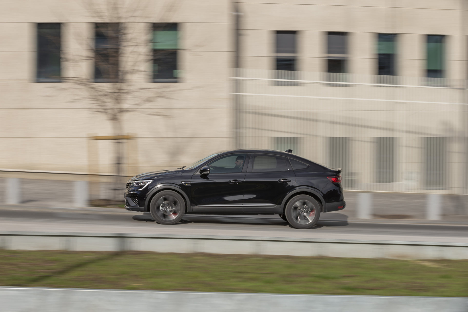 Renault Opening European Order Books For 2021 Arkana This Month