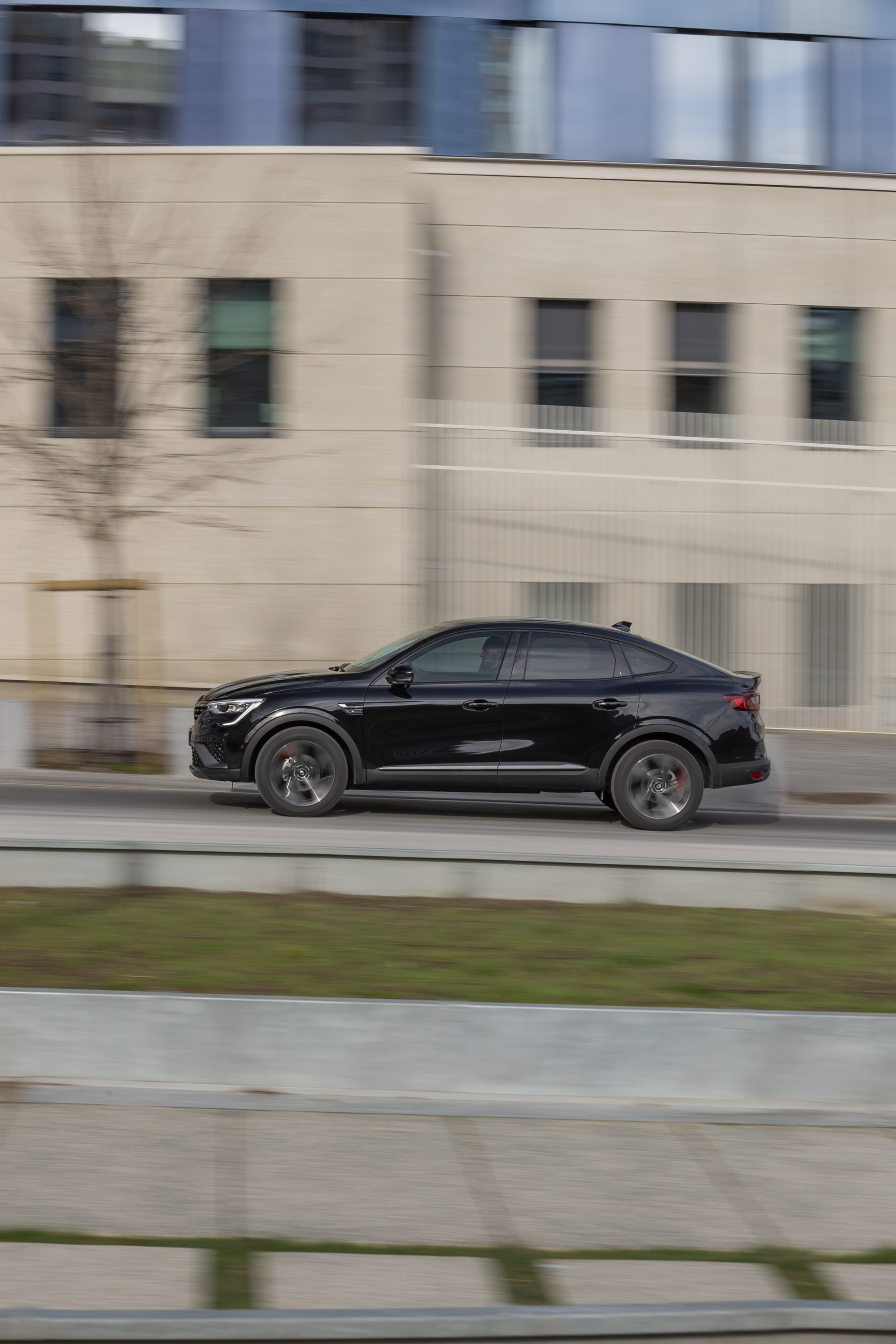 Renault Opening European Order Books For 2021 Arkana This Month