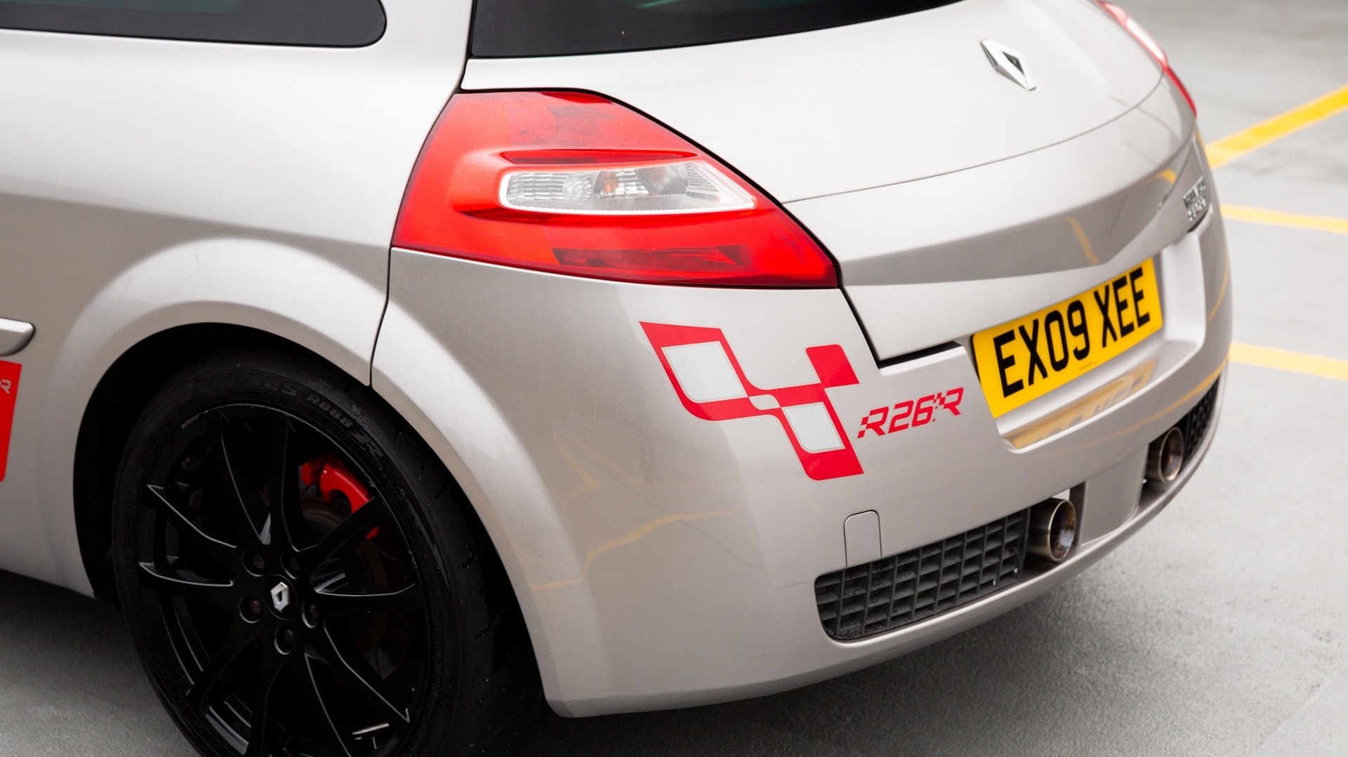 Rare Renault Megane R26.R Is A Hot Hatch That Thinks It’s A 911 GT3