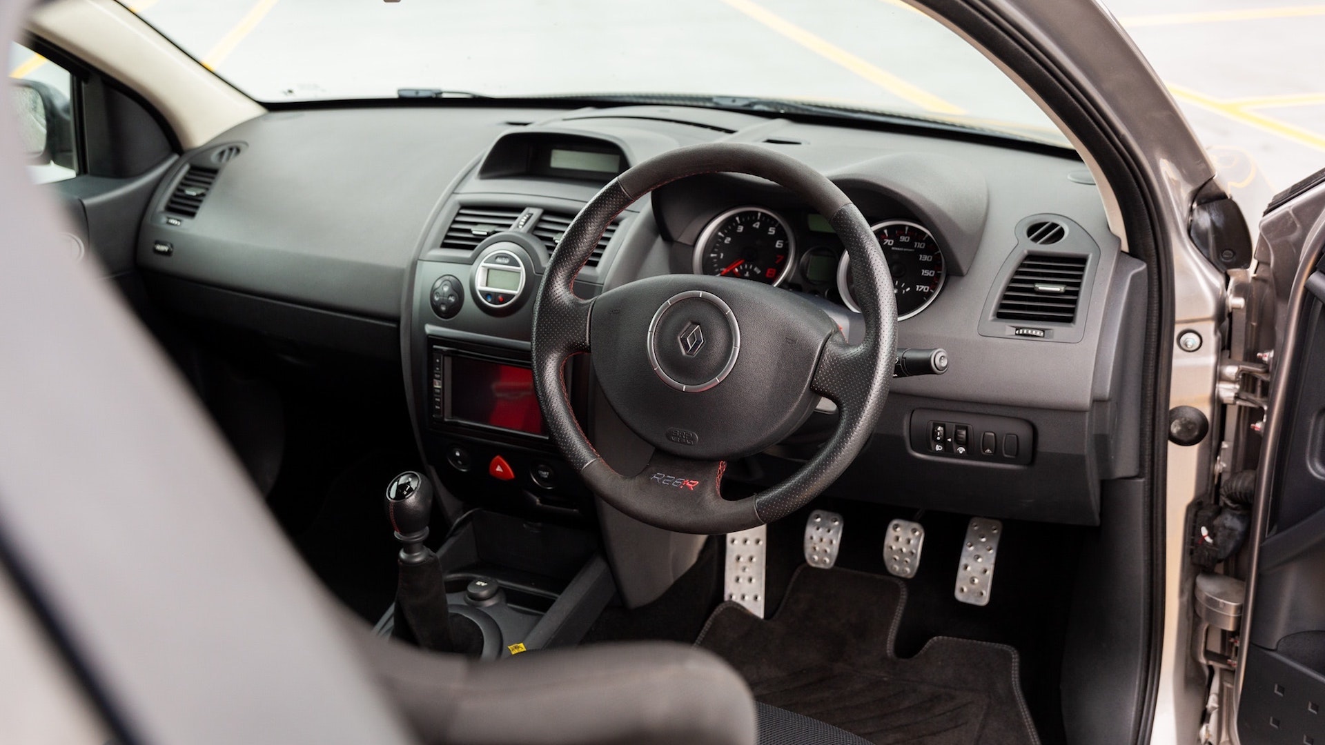 Rare Renault Megane R26.R Is A Hot Hatch That Thinks It’s A 911 GT3