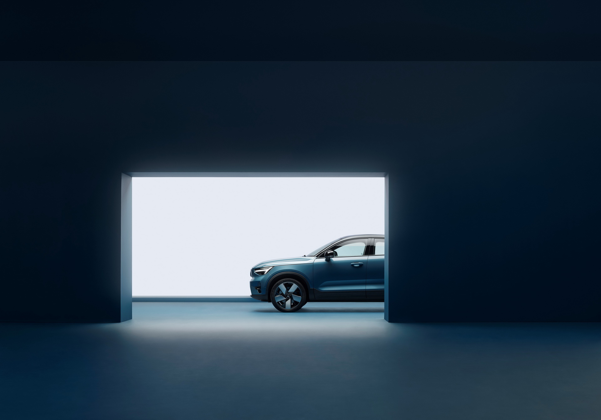 New C40 Recharge Breaks Cover As Volvo’s Latest Electric Coupe-SUV With 261 Miles Of Range