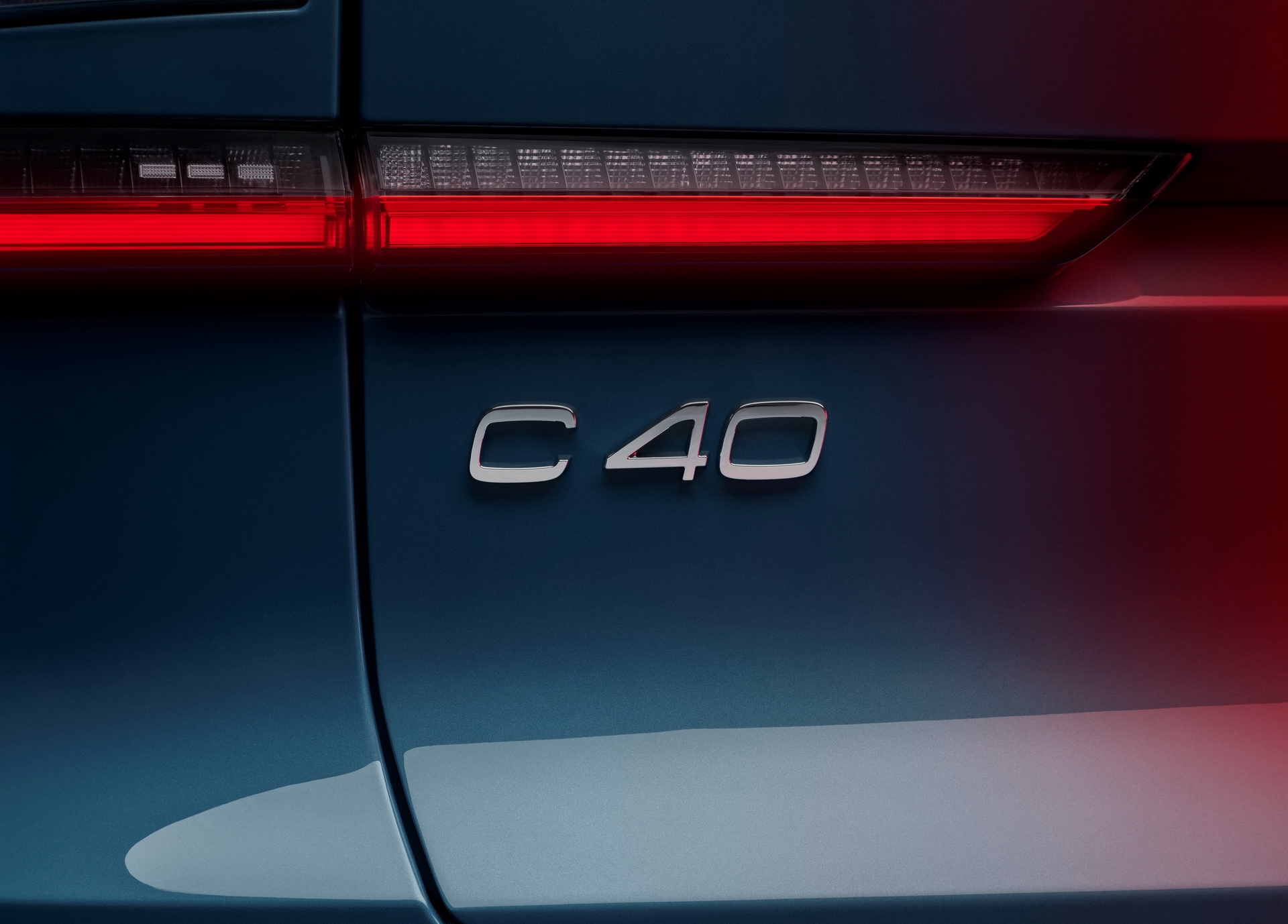 New C40 Recharge Breaks Cover As Volvo’s Latest Electric Coupe-SUV With 261 Miles Of Range