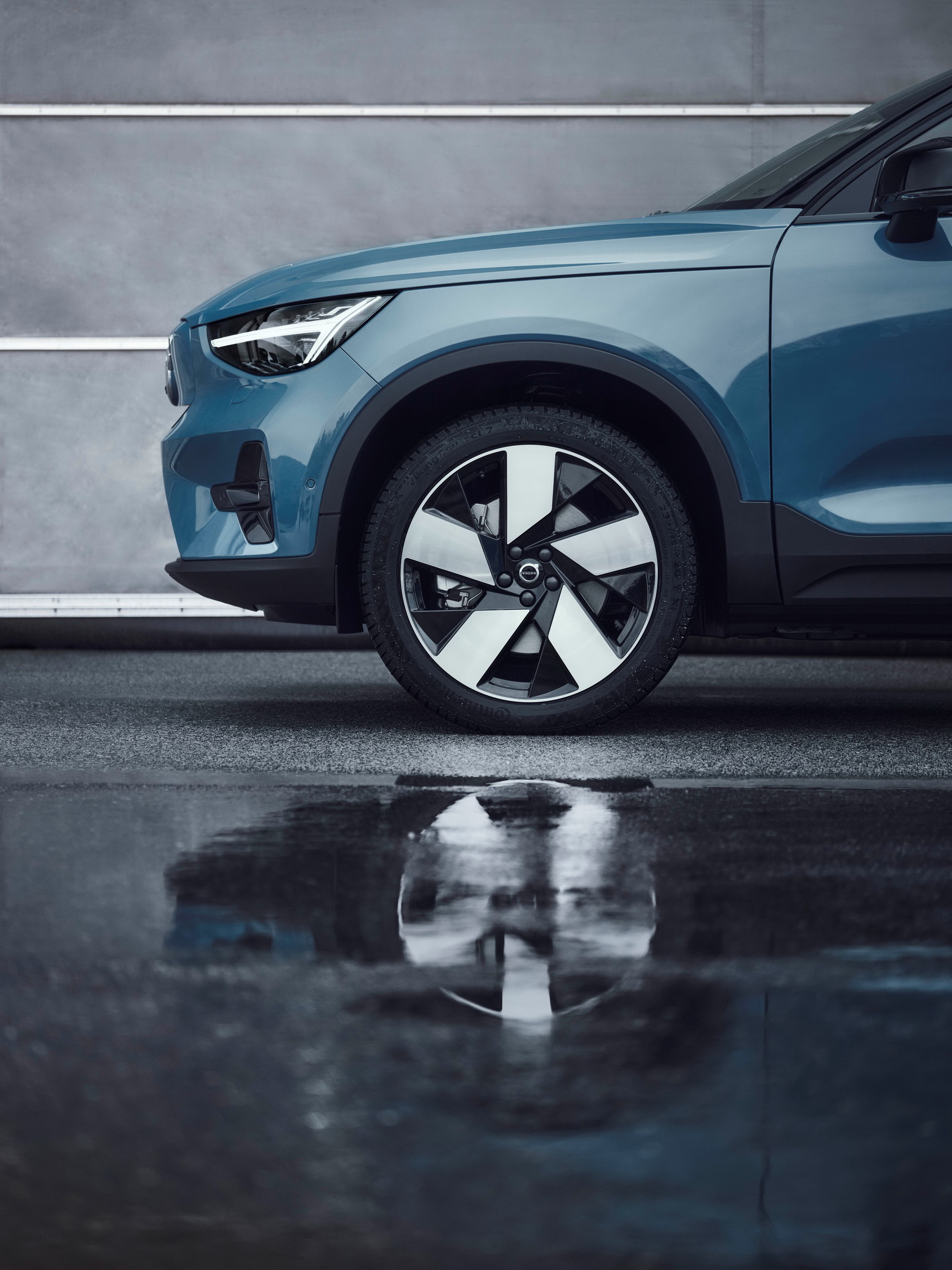 New C40 Recharge Breaks Cover As Volvo’s Latest Electric Coupe-SUV With 261 Miles Of Range