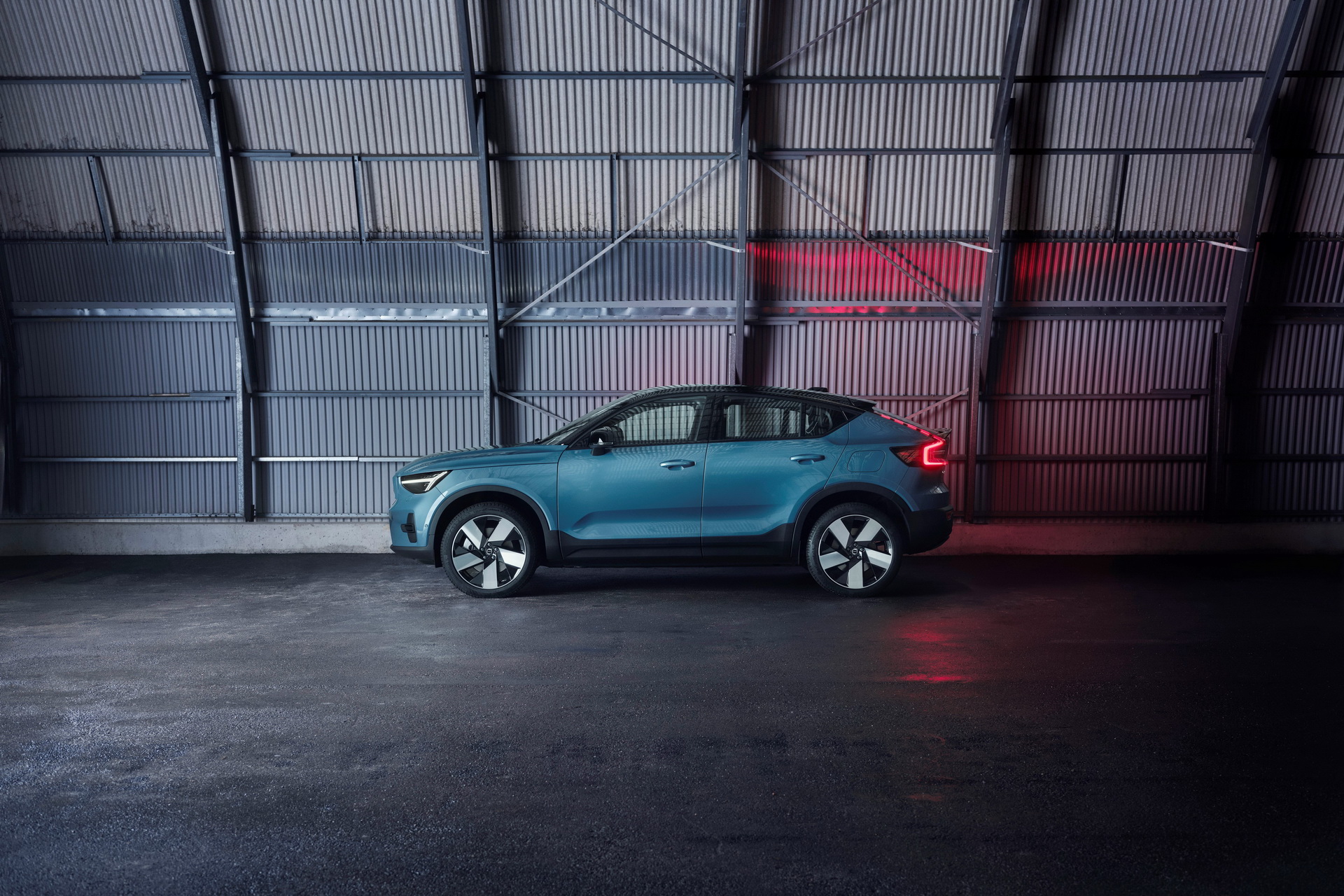 New C40 Recharge Breaks Cover As Volvo’s Latest Electric Coupe-SUV With 261 Miles Of Range