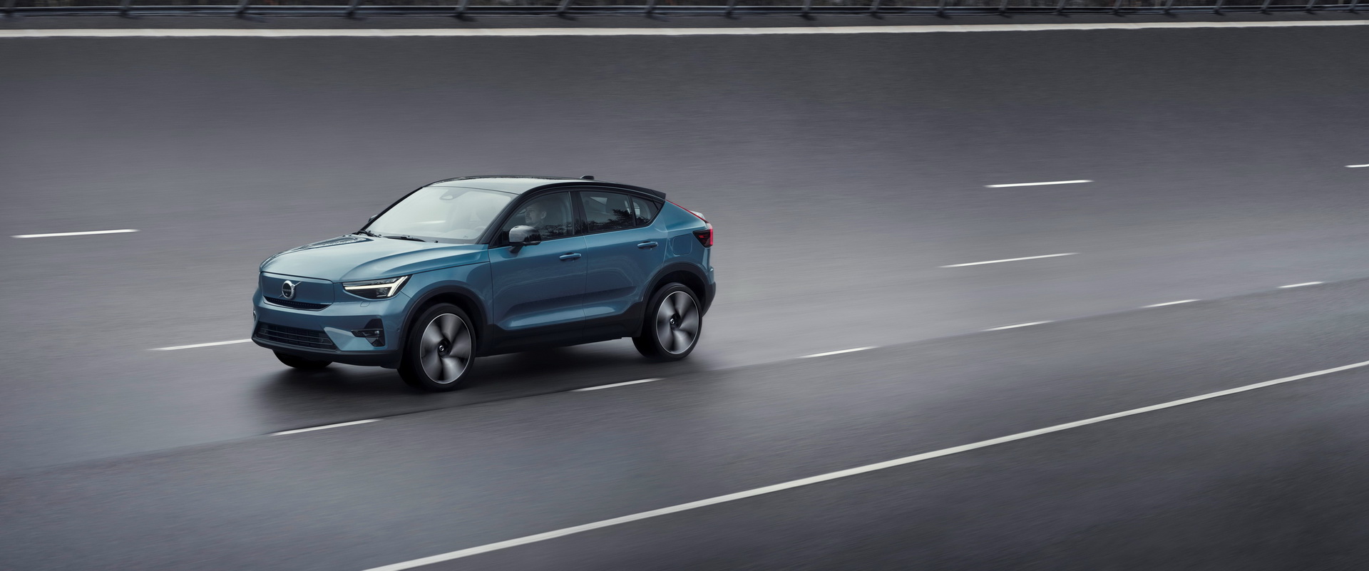 New C40 Recharge Breaks Cover As Volvo’s Latest Electric Coupe-SUV With 261 Miles Of Range