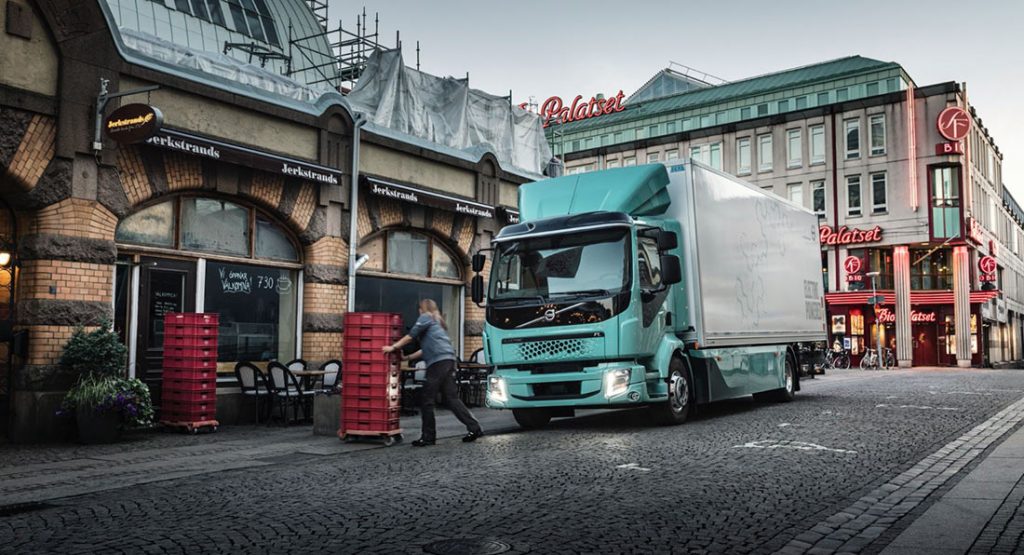  Volvo And Aurora To Develop Autonomous Trucks For North America