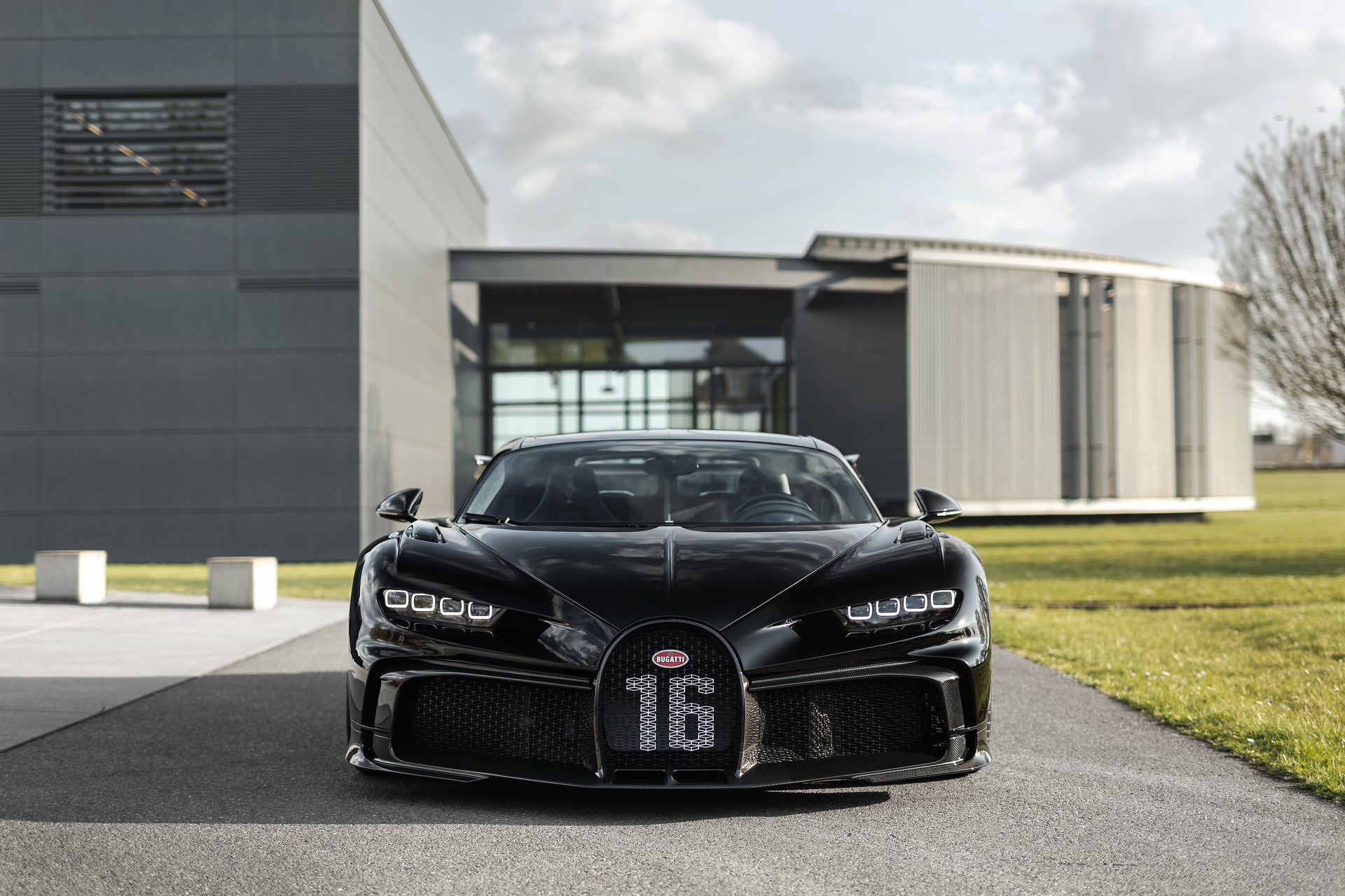 Bugatti Chiron Production Reaches 300, Milestone Car Is A Black Pur Sport