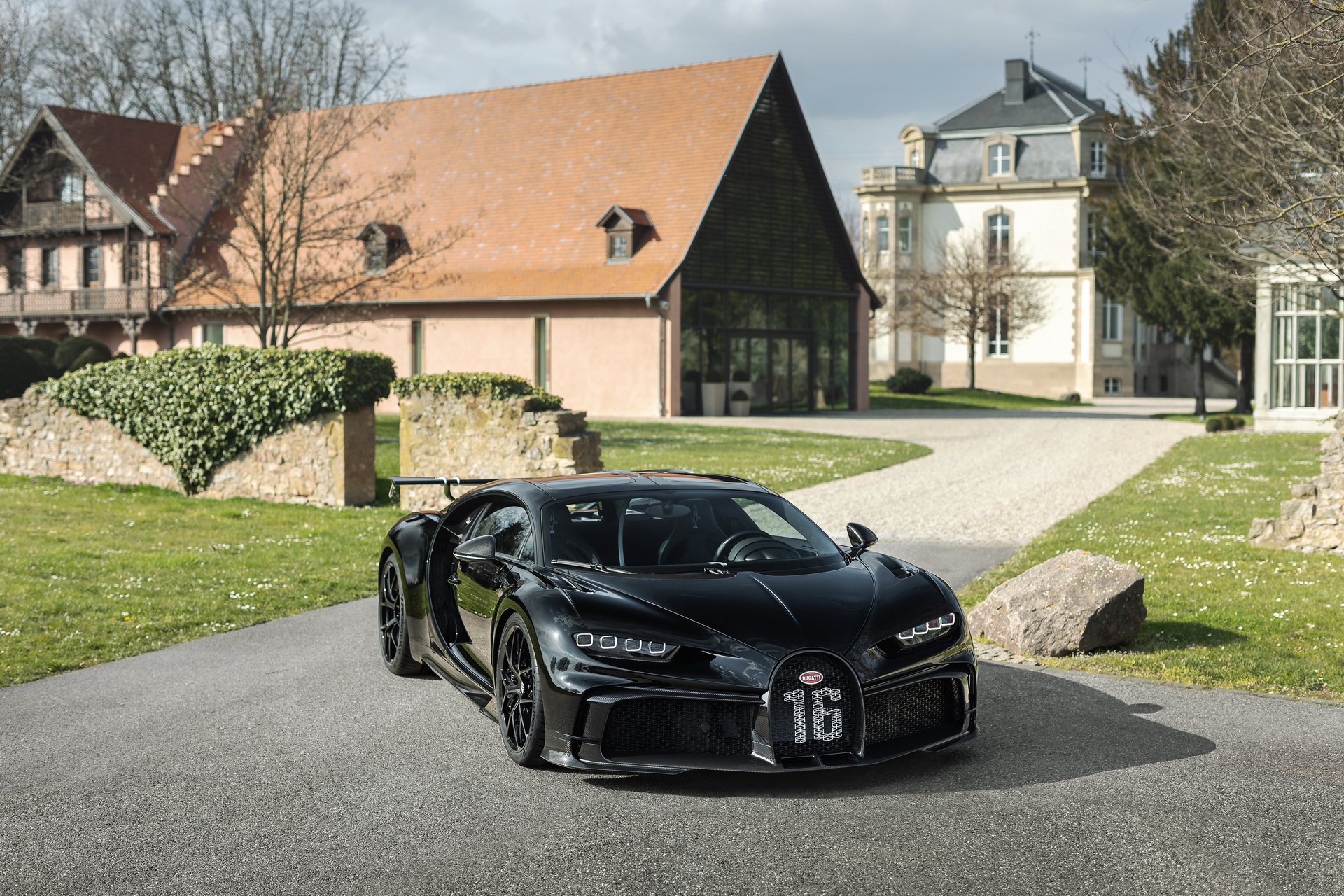 Bugatti Chiron Production Reaches 300, Milestone Car Is A Black Pur Sport