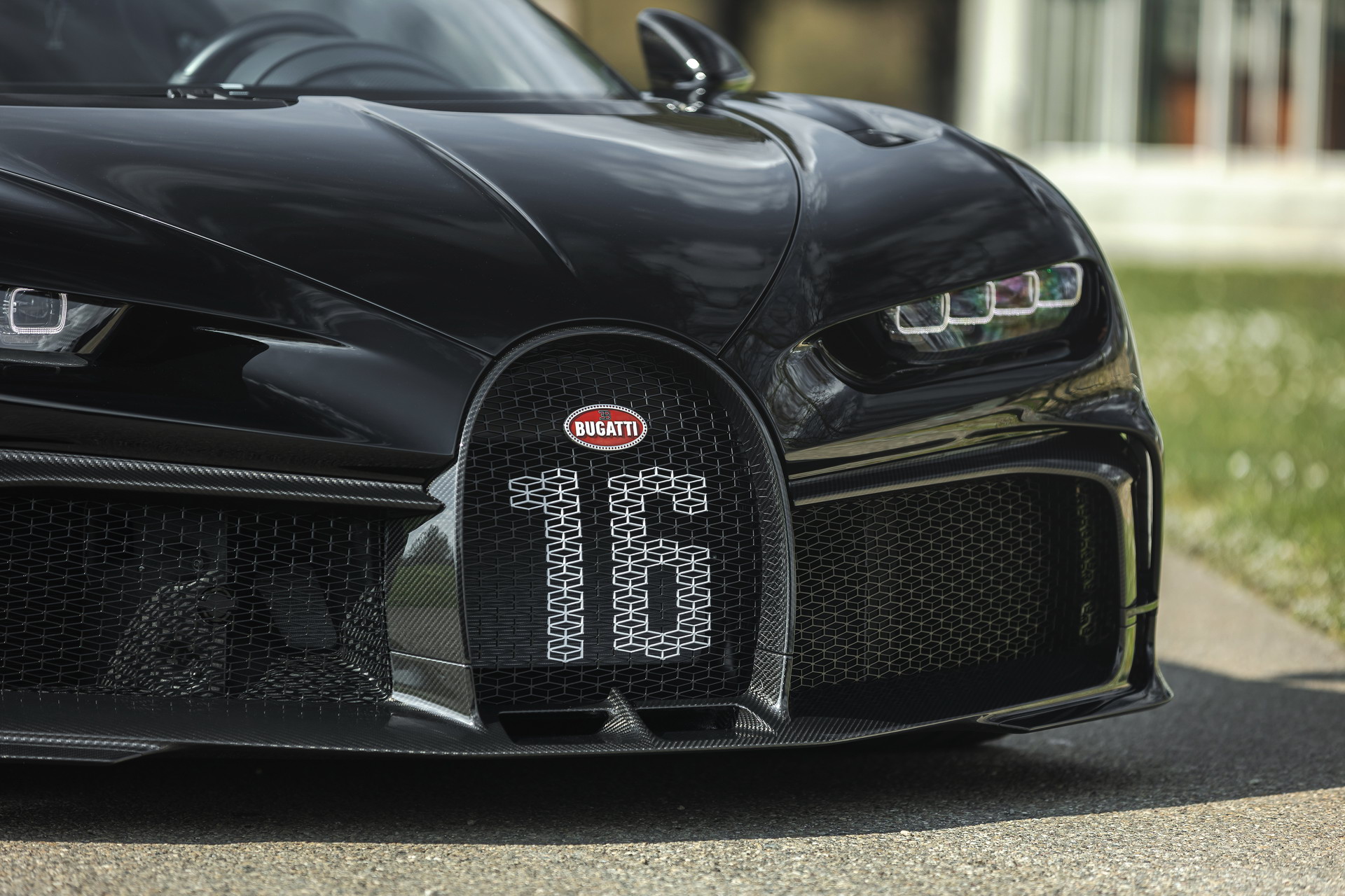Bugatti Chiron Production Reaches 300, Milestone Car Is A Black Pur Sport