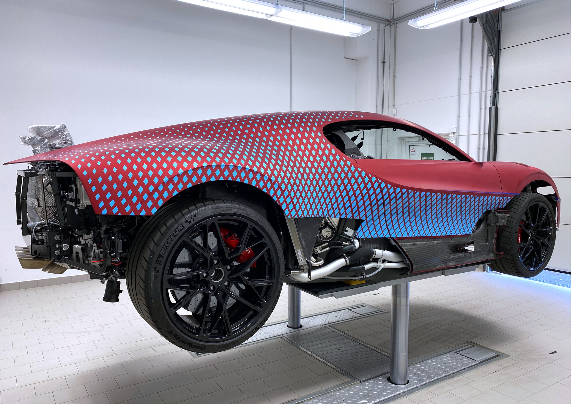 Bugatti Divo ‘Lady Bug’ Took Around Two Years To Complete – And They Almost Gave Up On It