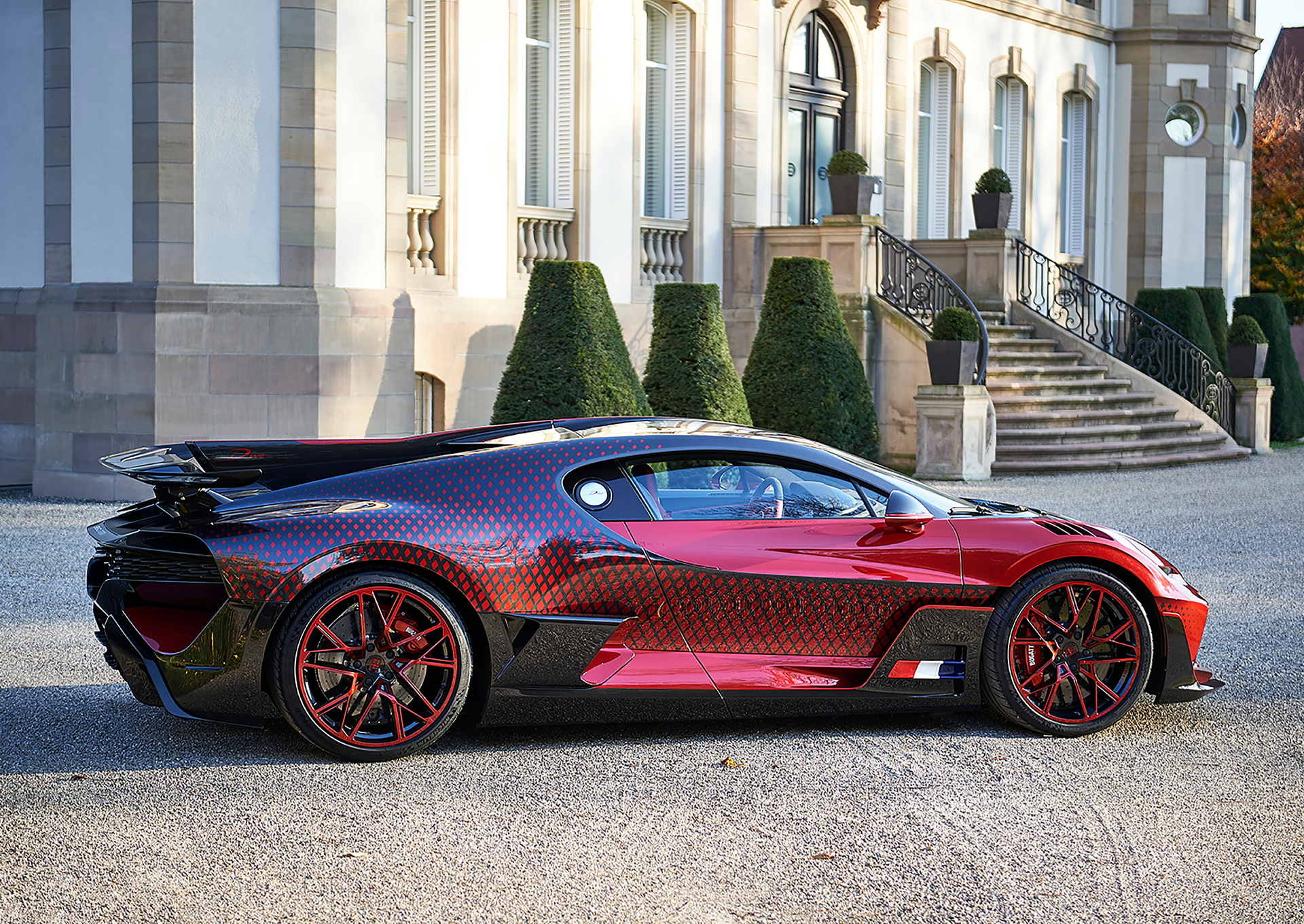 Bugatti Divo ‘Lady Bug’ Took Around Two Years To Complete – And They Almost Gave Up On It