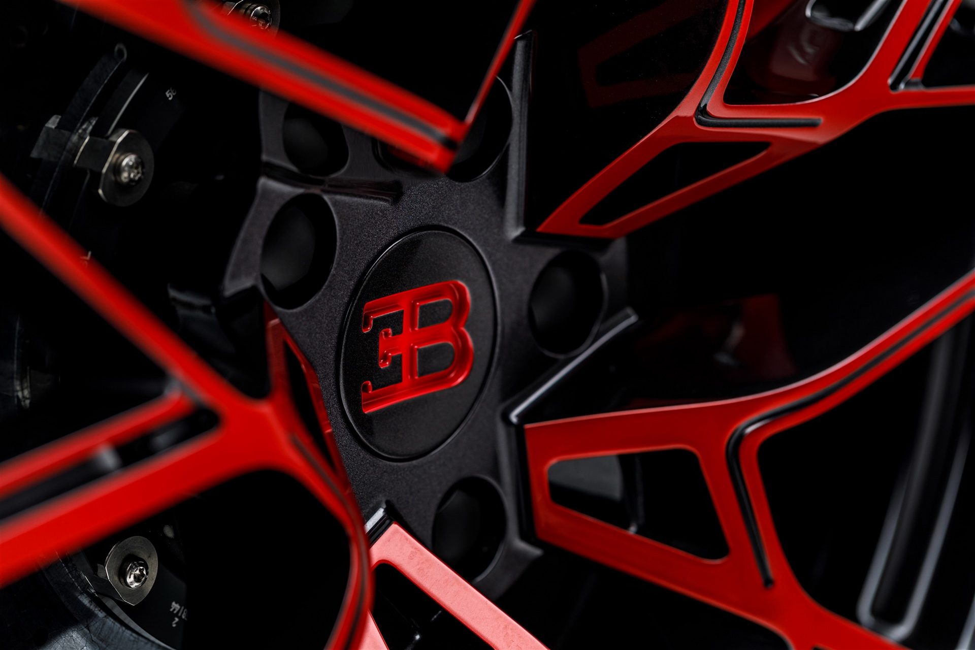 Bugatti Divo ‘Lady Bug’ Took Around Two Years To Complete – And They Almost Gave Up On It