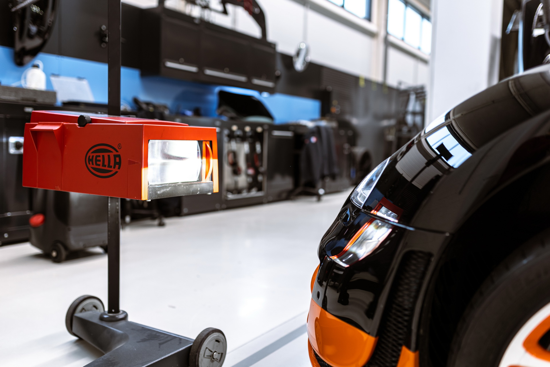 Bugatti Launches New Global Service Program For The Veyron And Chiron