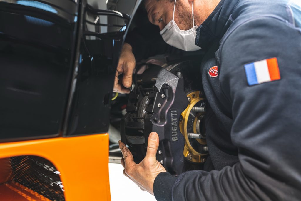 Bugatti Launches New Global Service Program For The Veyron And Chiron