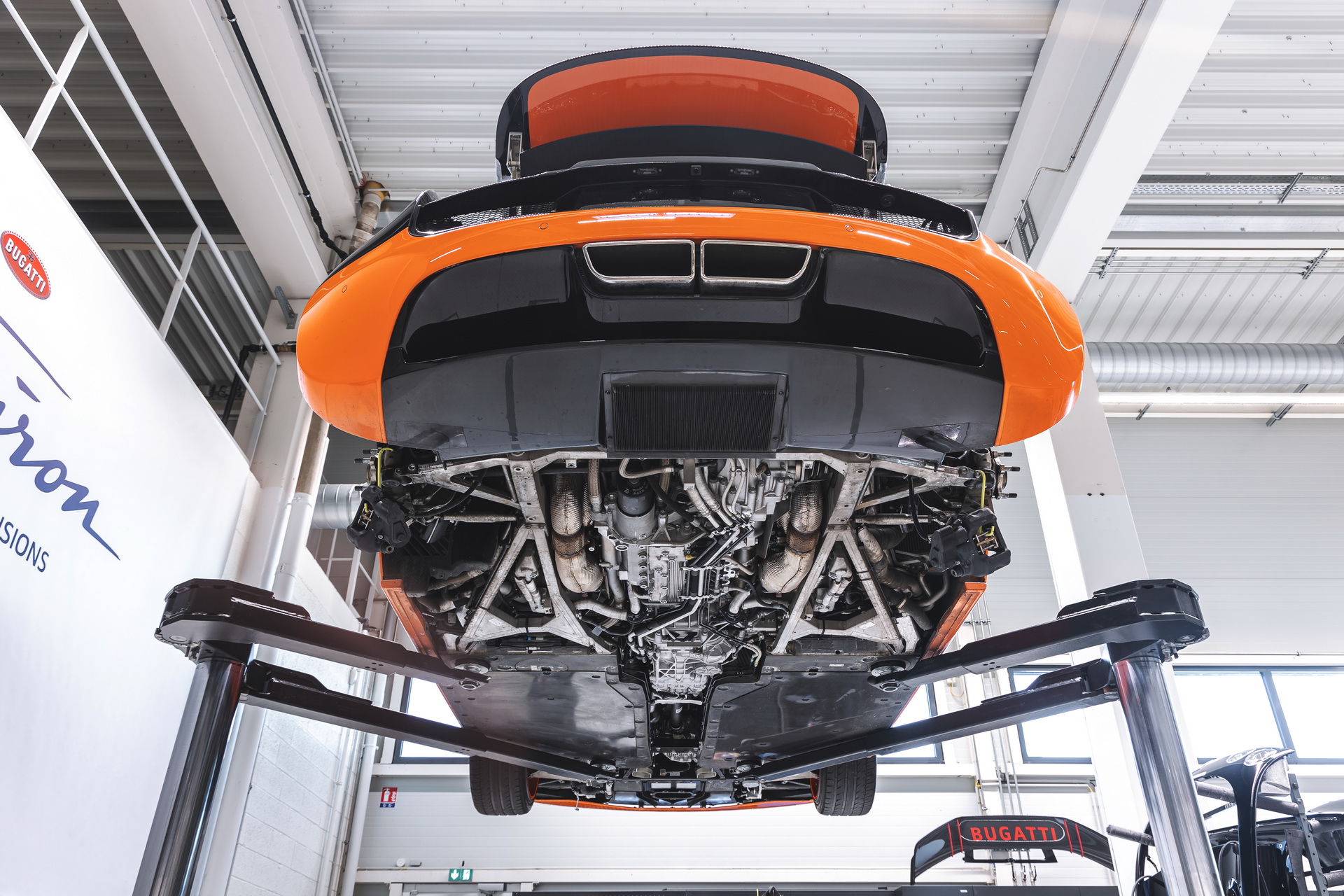 Bugatti Launches New Global Service Program For The Veyron And Chiron