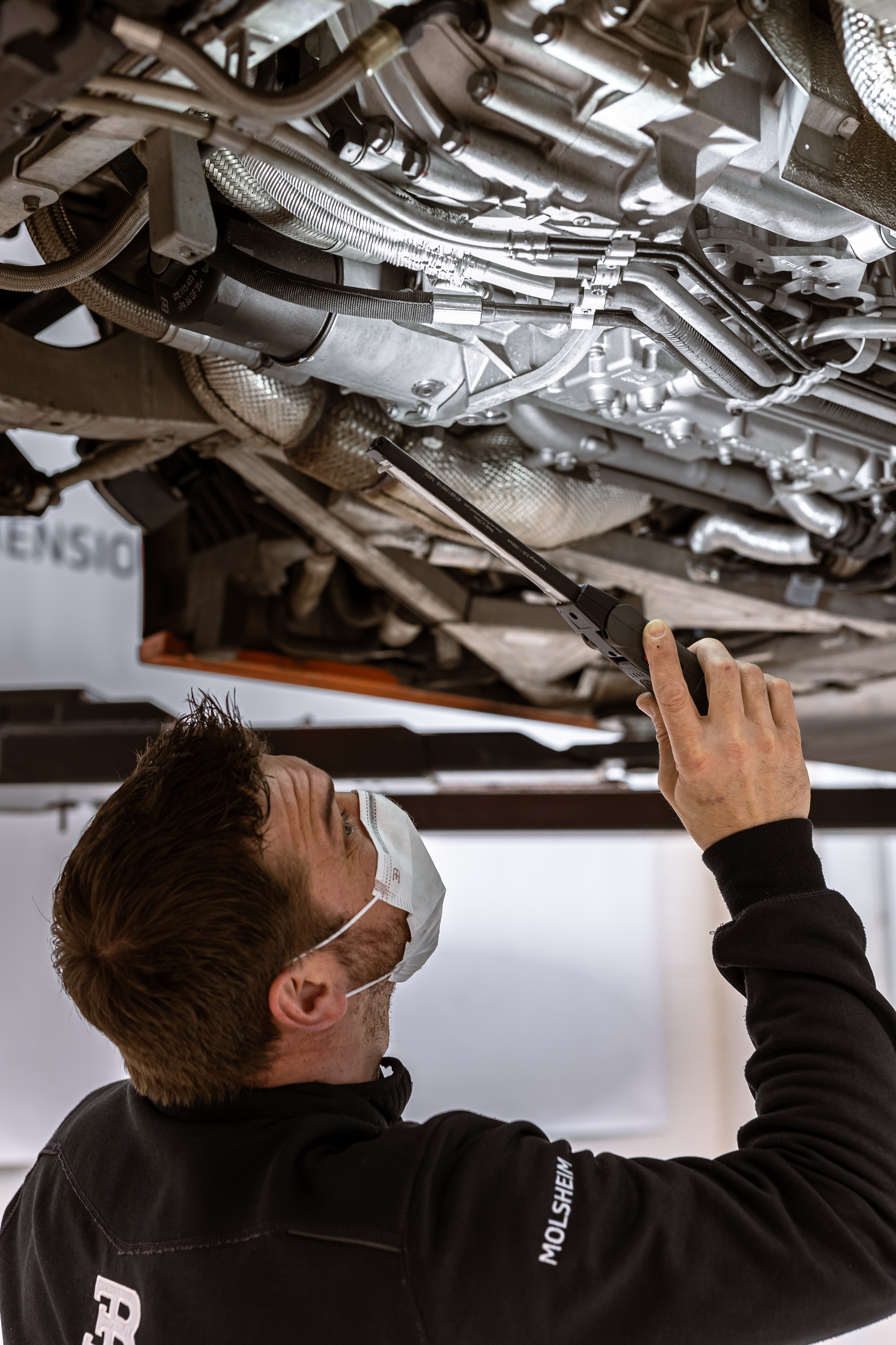 Bugatti Launches New Global Service Program For The Veyron And Chiron